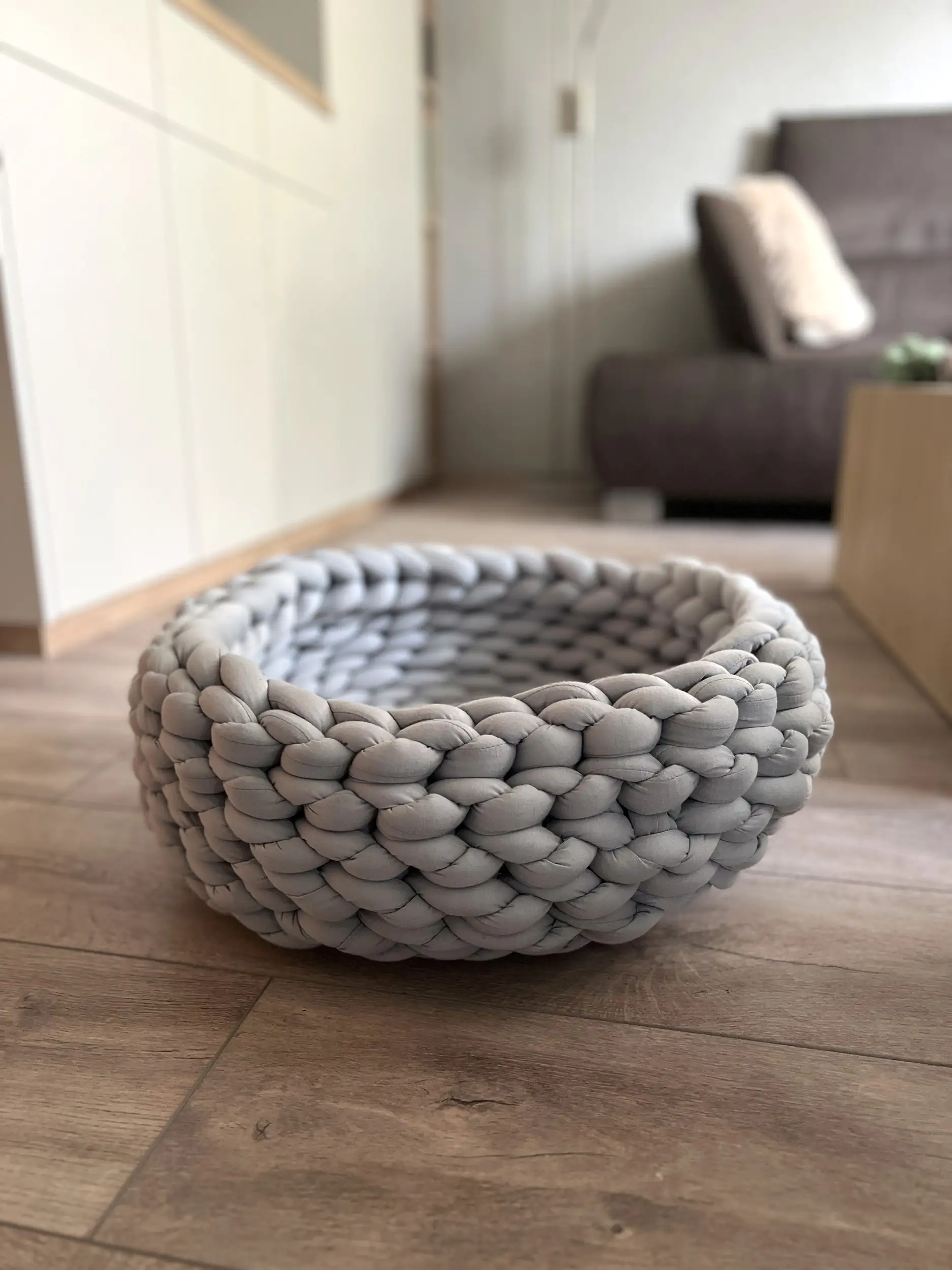 Katzenkorb Grobstrick geflochten 50 x 50 x 15 cm grau