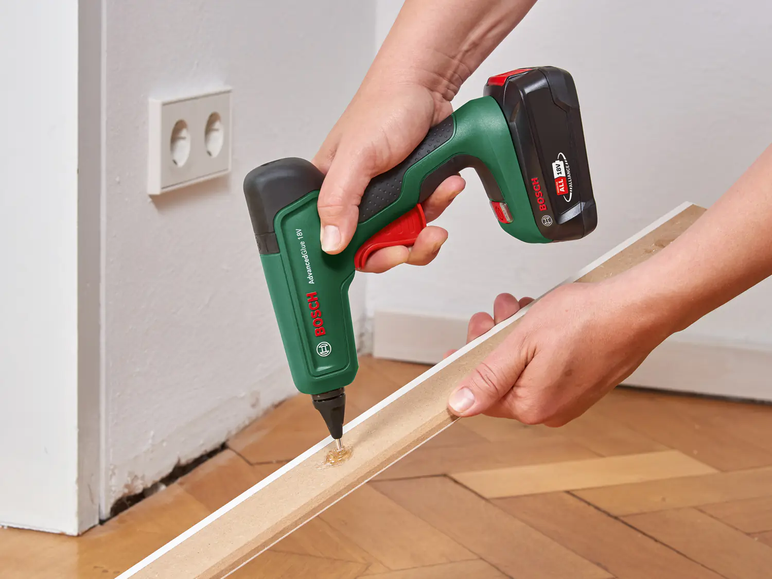 Bosch Akku-Heißklebepistole AdvancedGlue 18 V Solo