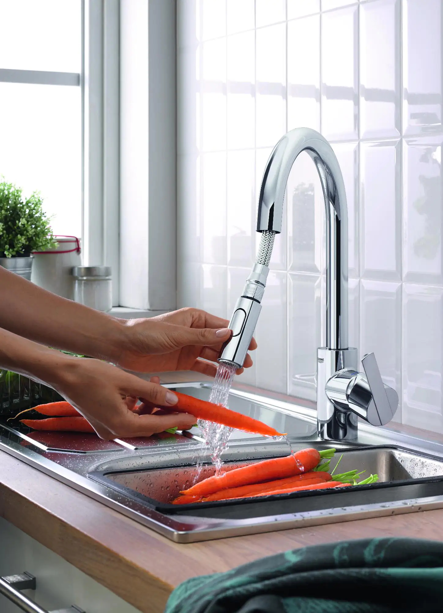Grohe Spültischarmatur Feel verchromt. mit Handbrause