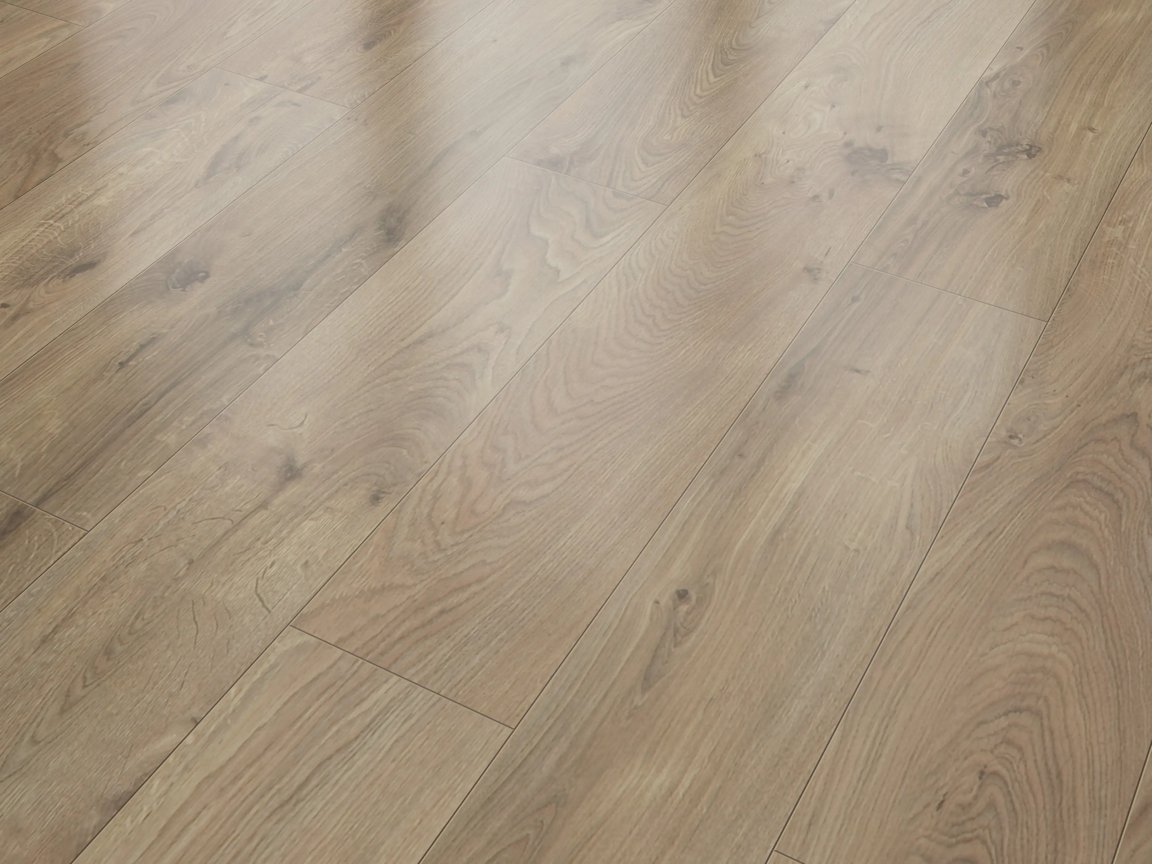Classen Laminat 7 mm 4V 128,6 x 19,4 cm 7 mm Oak nature red