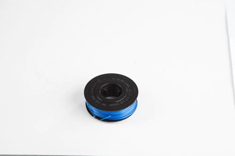 Xervex Ersatzfadenspule T8.3 für Rasentrimmer