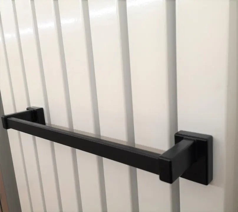 Ximax Heizkörper-Handtuchstange magnetisch 50 cm schwarz