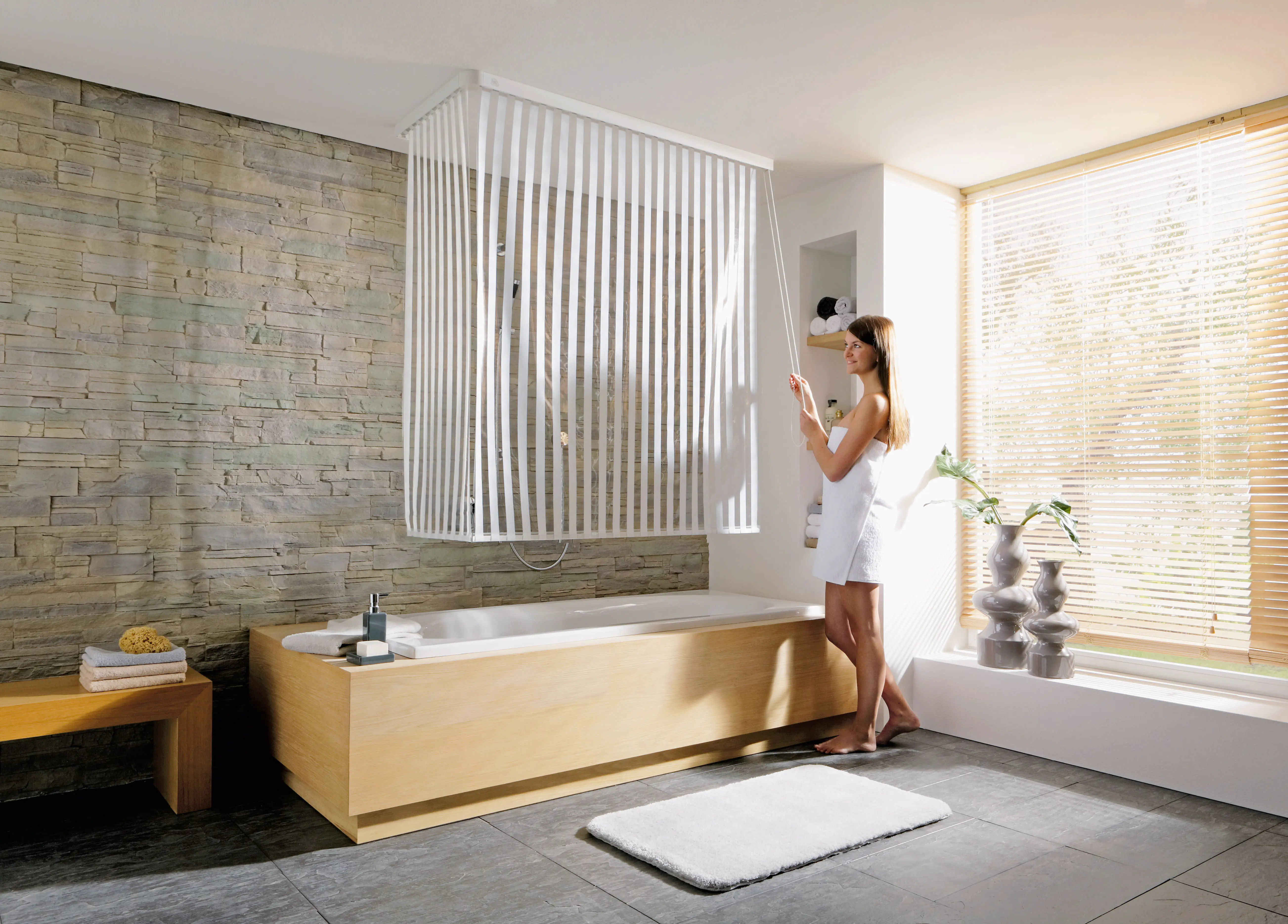 Kleine Wolke Duschrollo für Badewannen 132 + 62 x 240 cm weiß