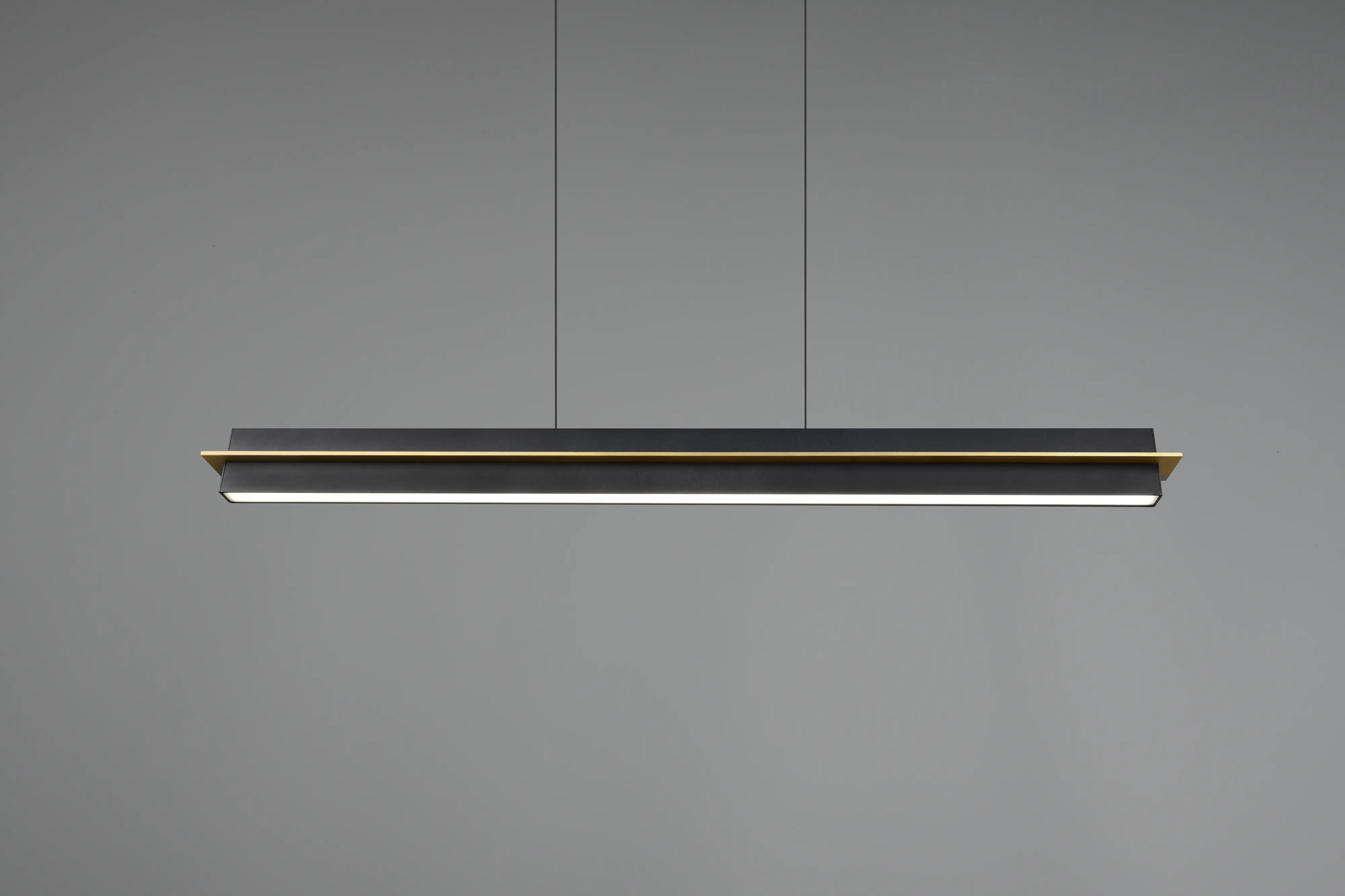 Trio Pendelleuchte Emerson 22W schwarz warmweiß-kaltweiß