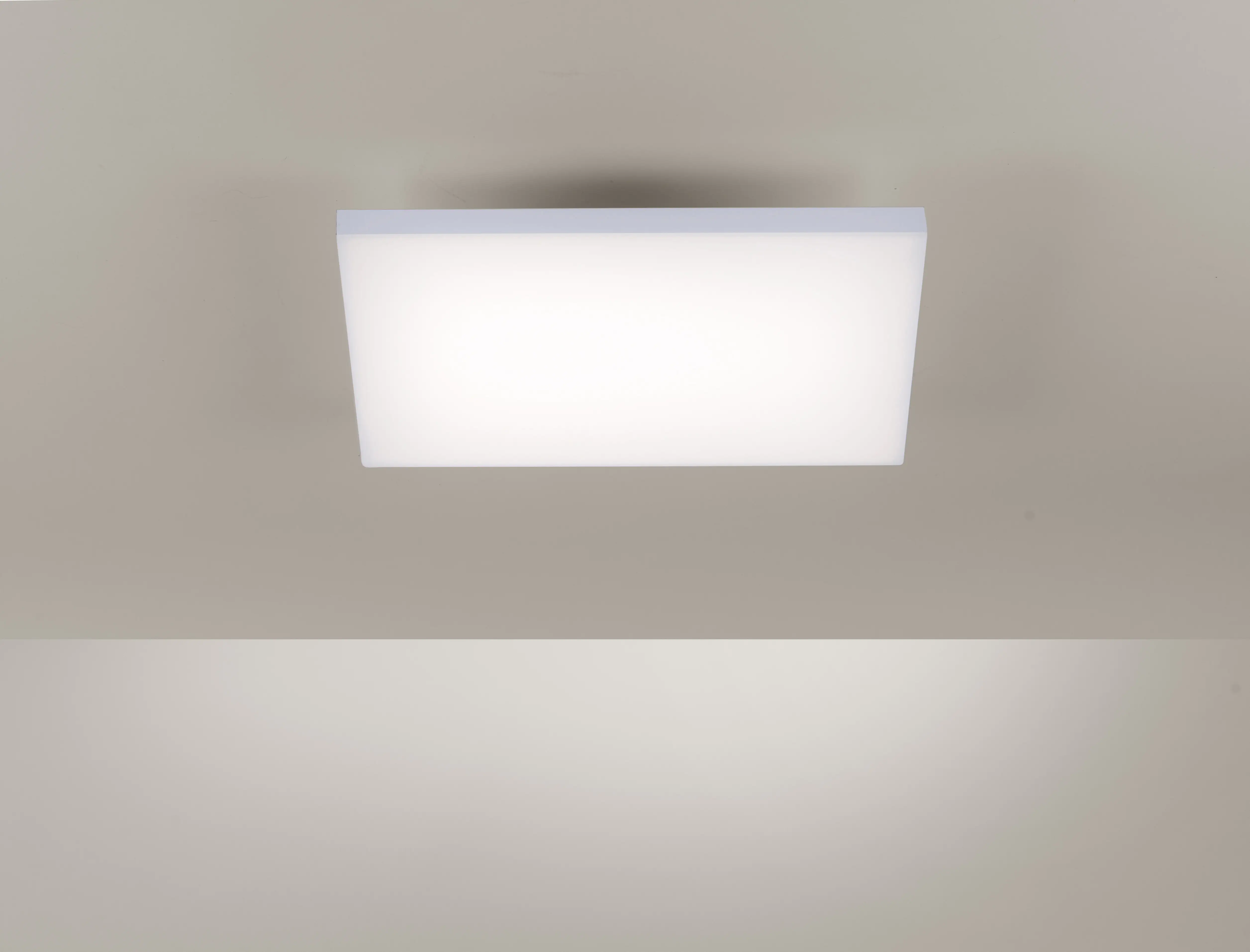 JustLight LED Deckenleuchte Canvas weiß 45 x 45 cm dimmbar