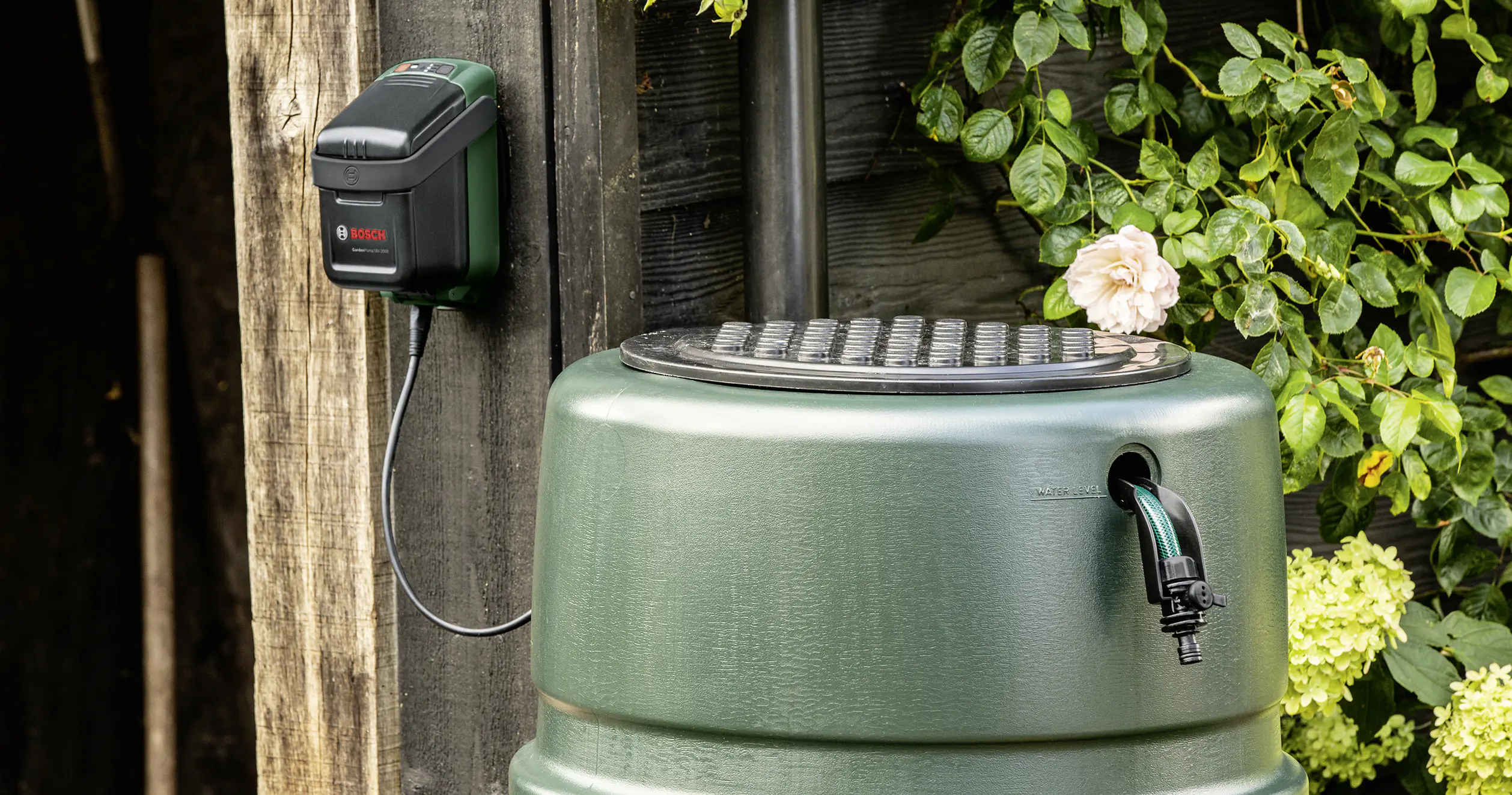 Bosch Akku-Regenfasspumpe GardenPump 18V-2000