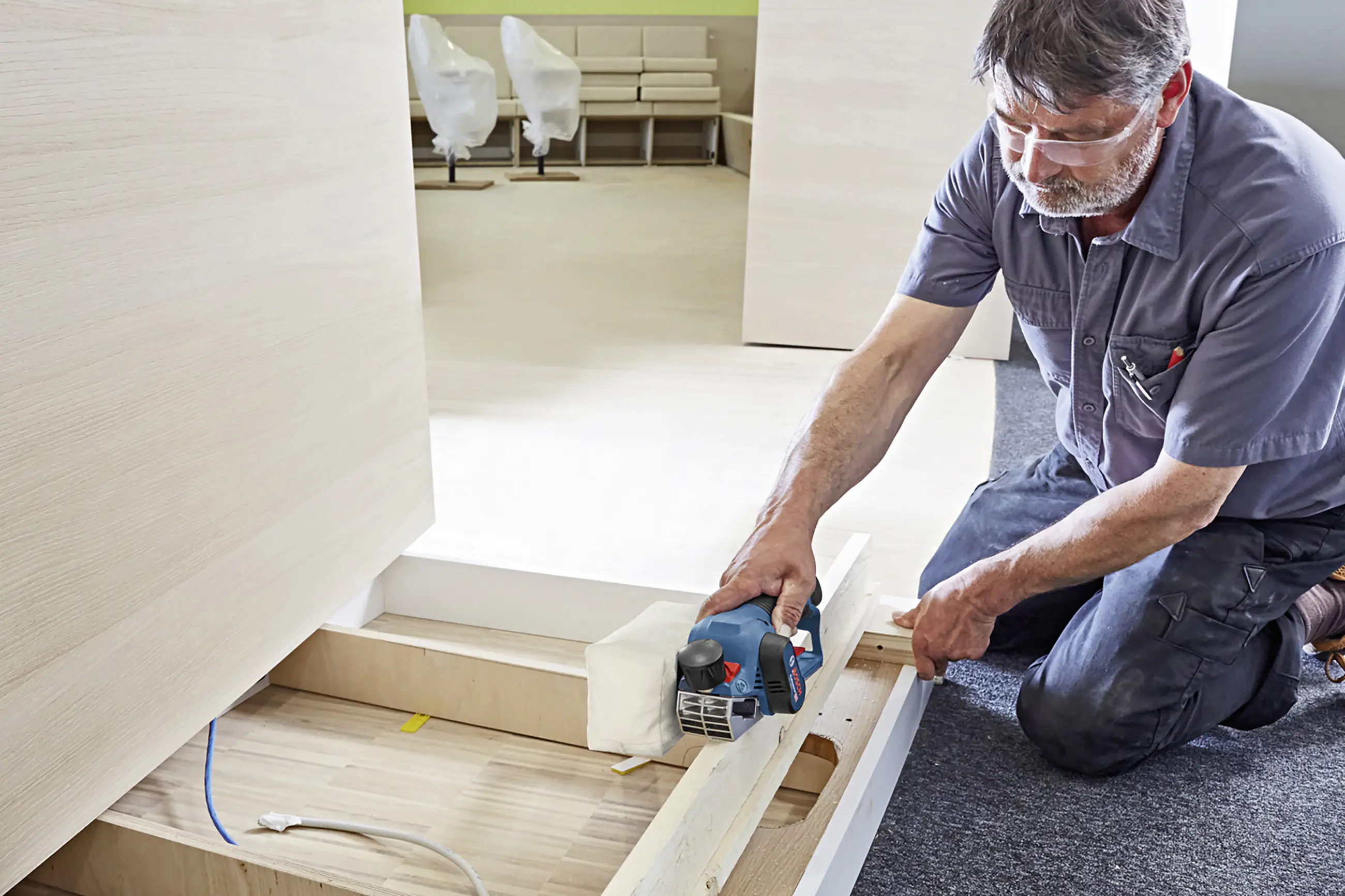 Bosch Professional Akku-Hobel GHO 12V-20 Solo