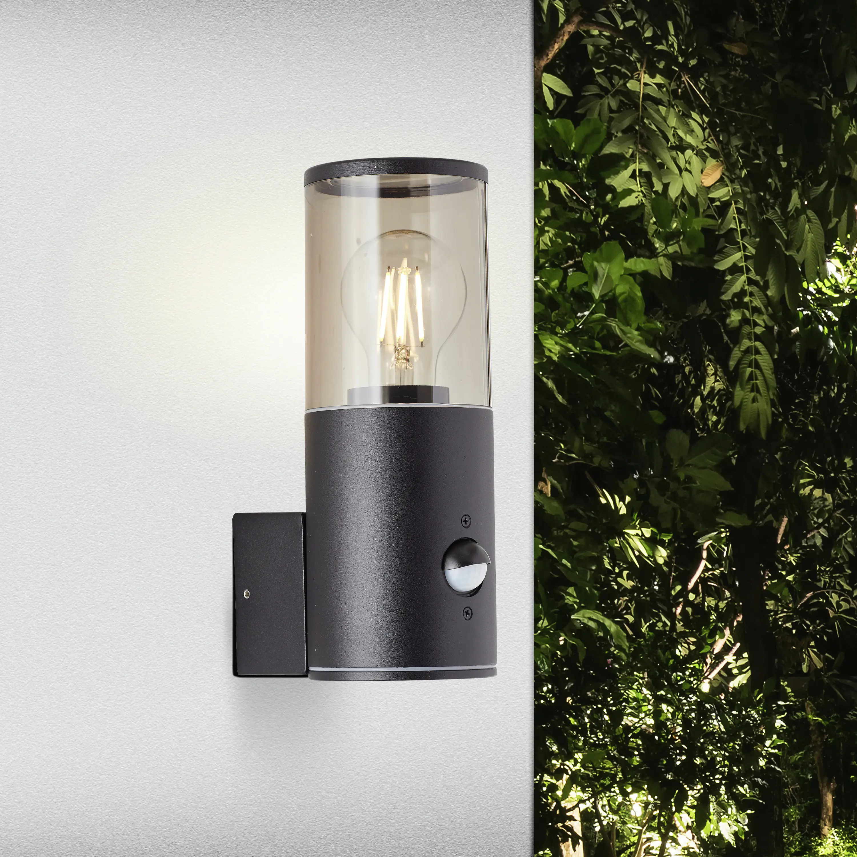 Brilliant LED Außen-Wandleuchte Sergioro mit Bewegungsmelder E27 20W