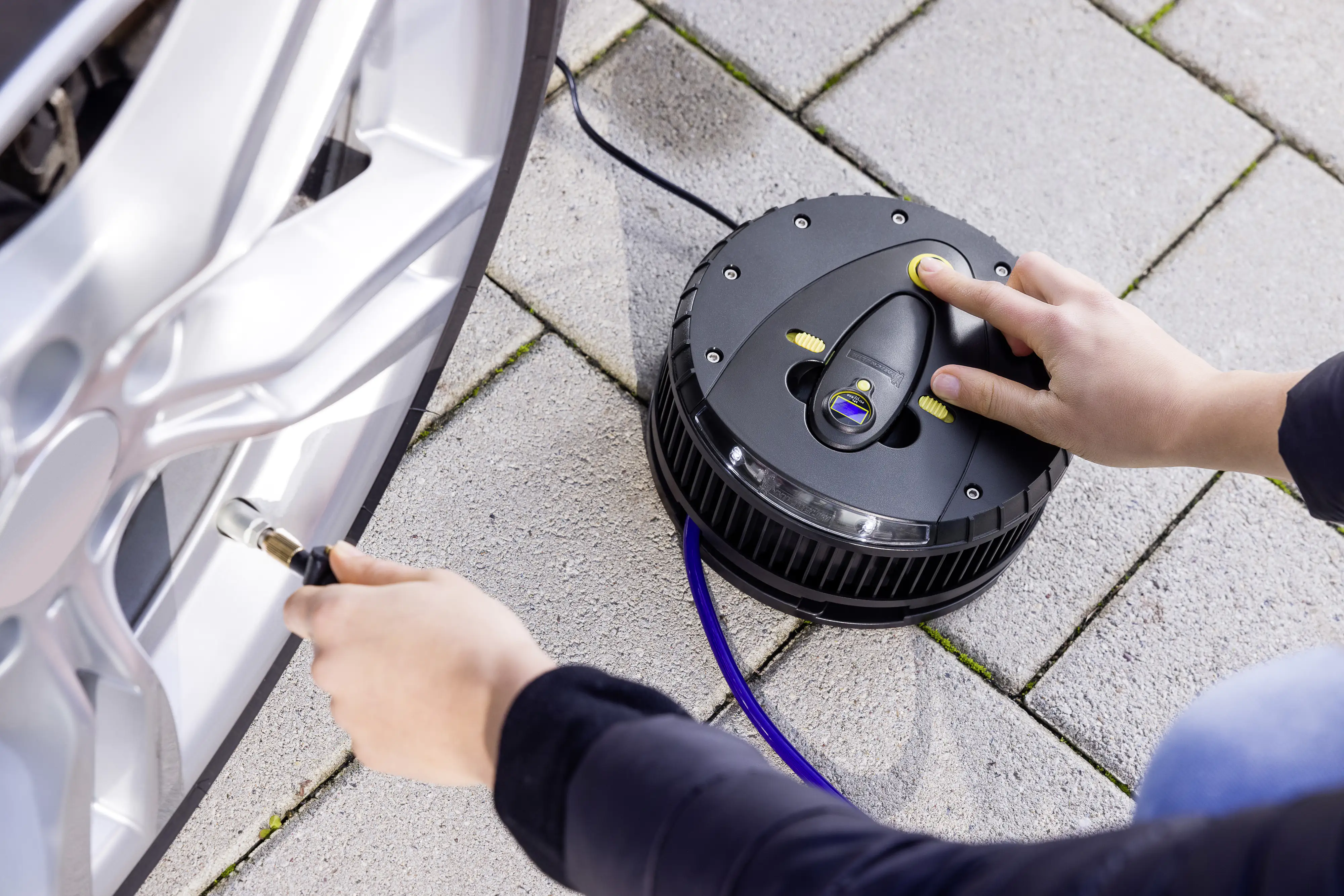 Michelin Hochleistungs-Kompressor 12V digital