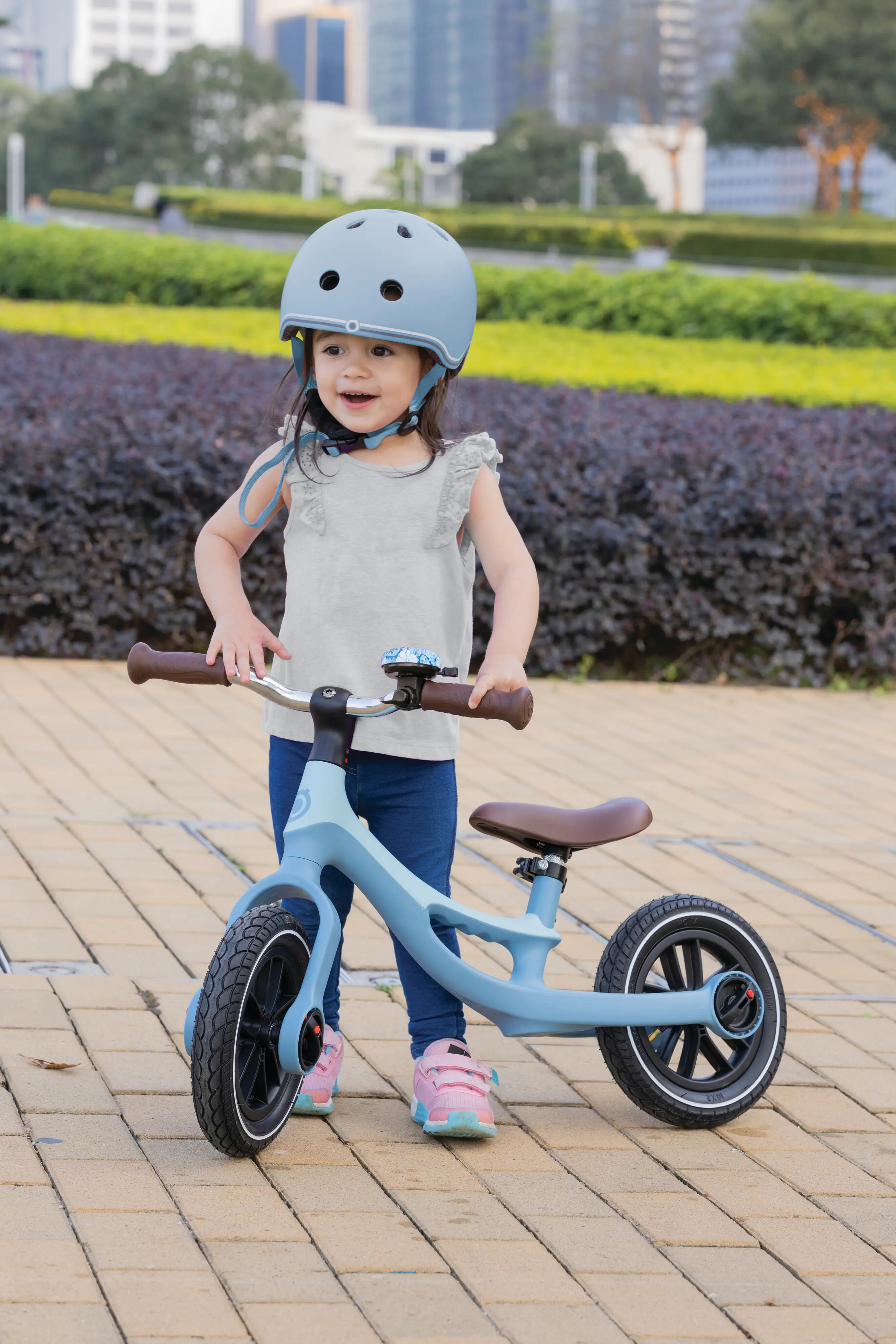 Globber Laufrad Go Bike Elite Air pastellblau