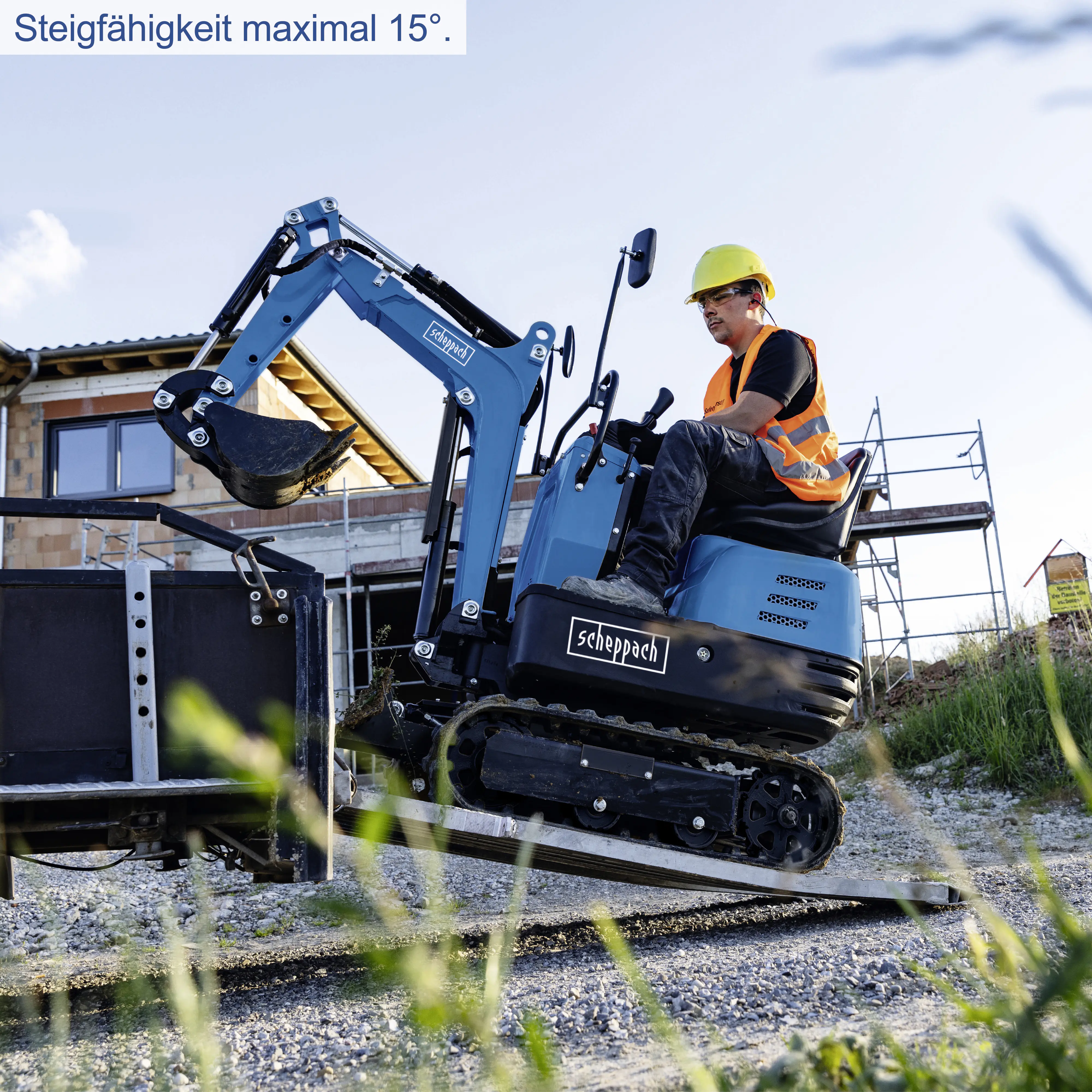 Scheppach Mini-Bagger EXC815 XXL Set inkl. Zubehör 69 cm Spurbreite