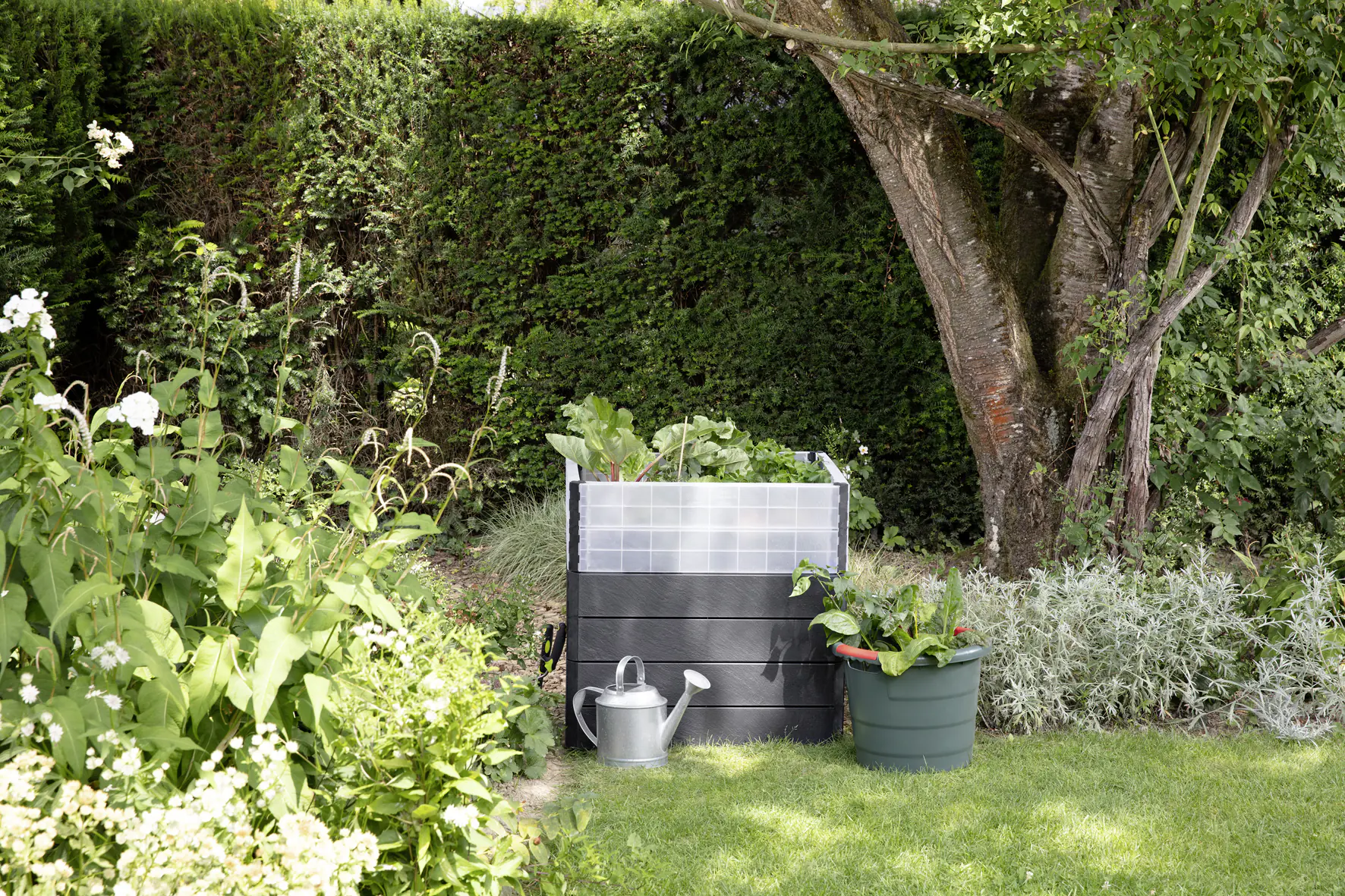 Garantia Hochbeet Ergo Quadro Turbo M 75 80 x 60 x 75 cm, stone, mit Flora Wassersystem und Wachstum