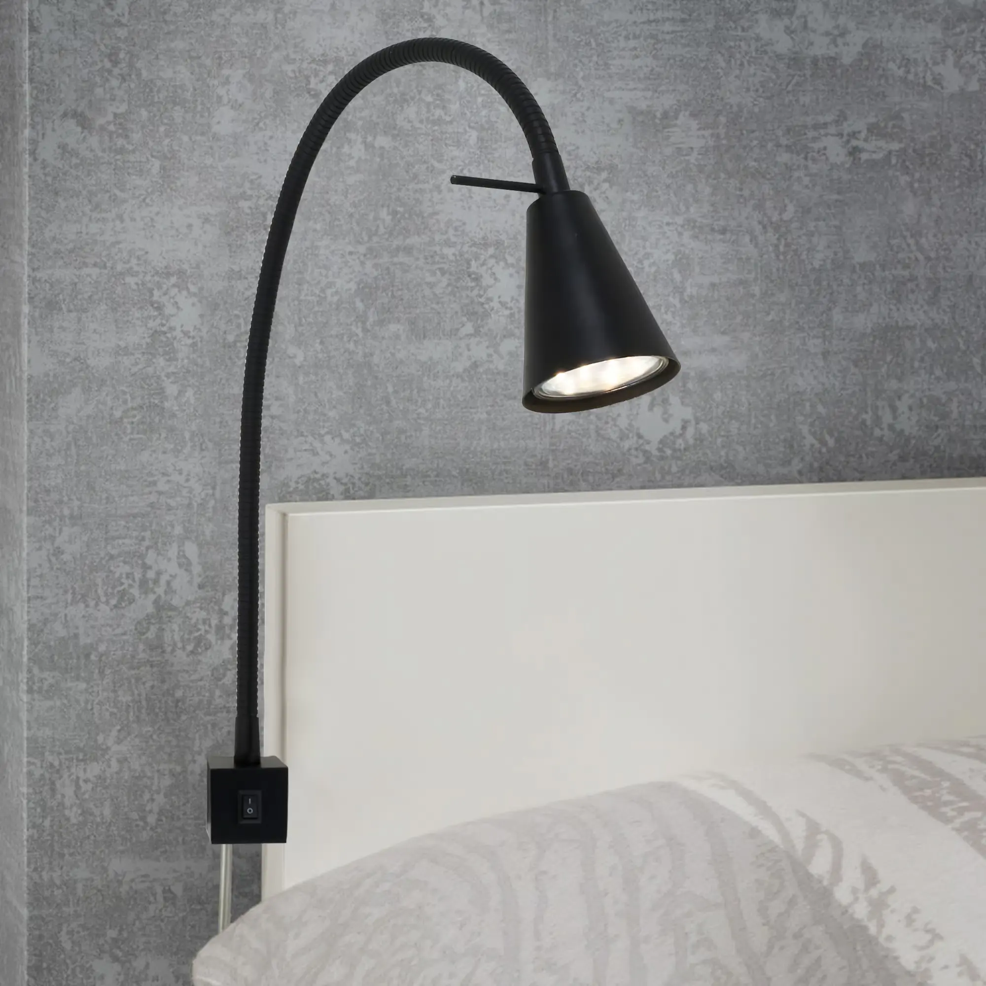 Briloner LED Wandleuchte Tuso schwarz 5W, warmweiß