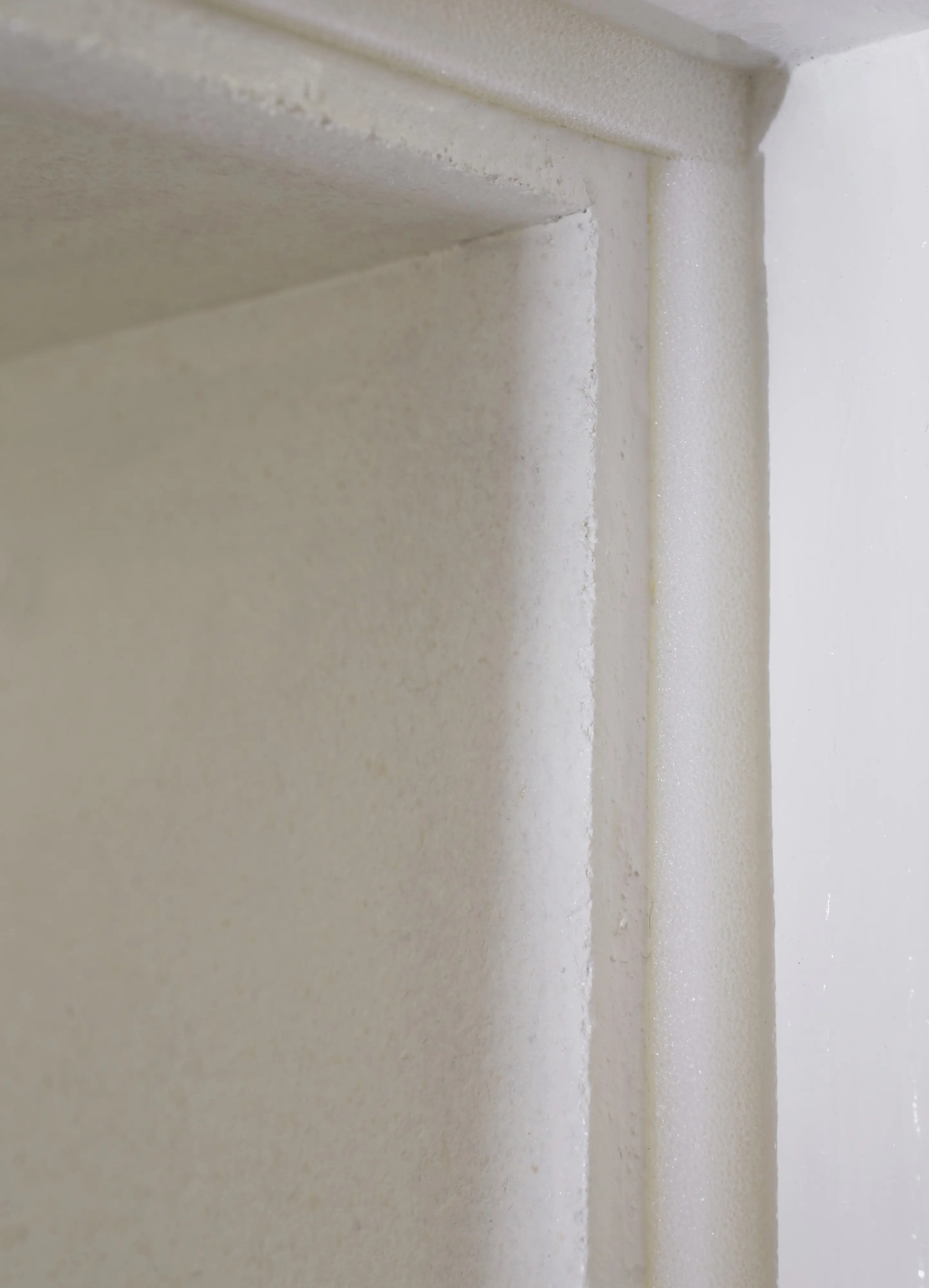 tesa Insulation Schaumstoff-Dichtung Universal 6 m, weiß