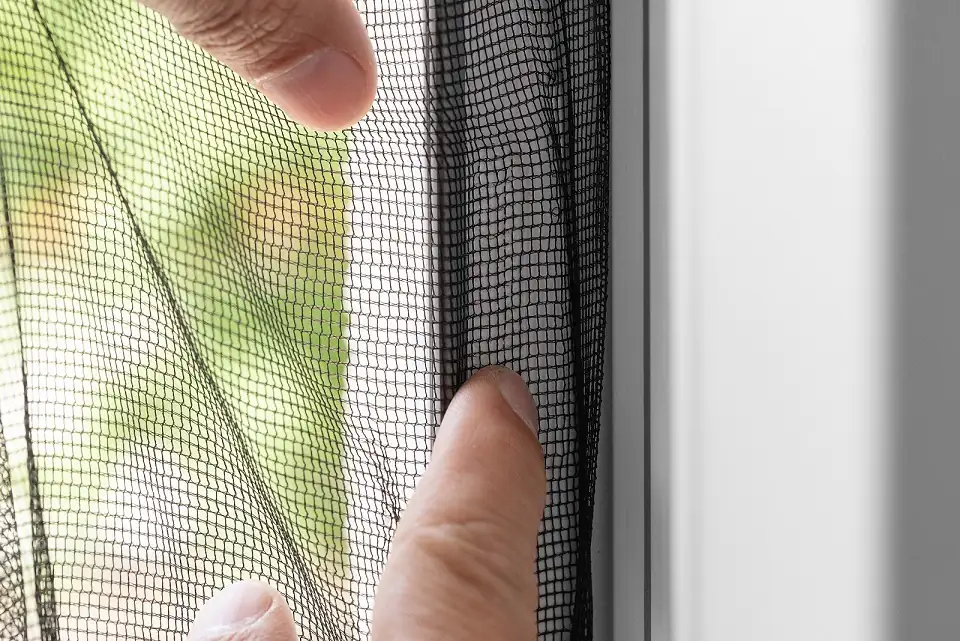 Schellenberg Befestigungsband für Polyestergewebe 5,6 m transparent