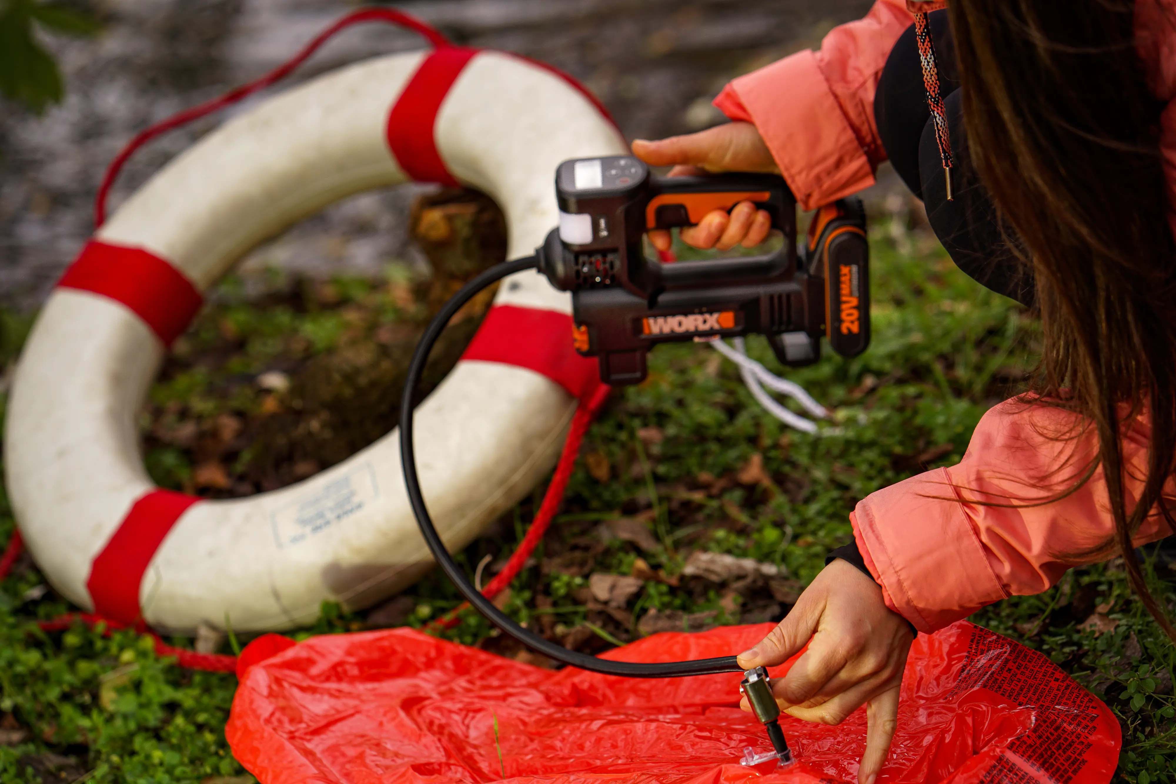 Worx Akku-Kompressor WX092 20 V inkl. Akku 2 Ah & Ladegerät