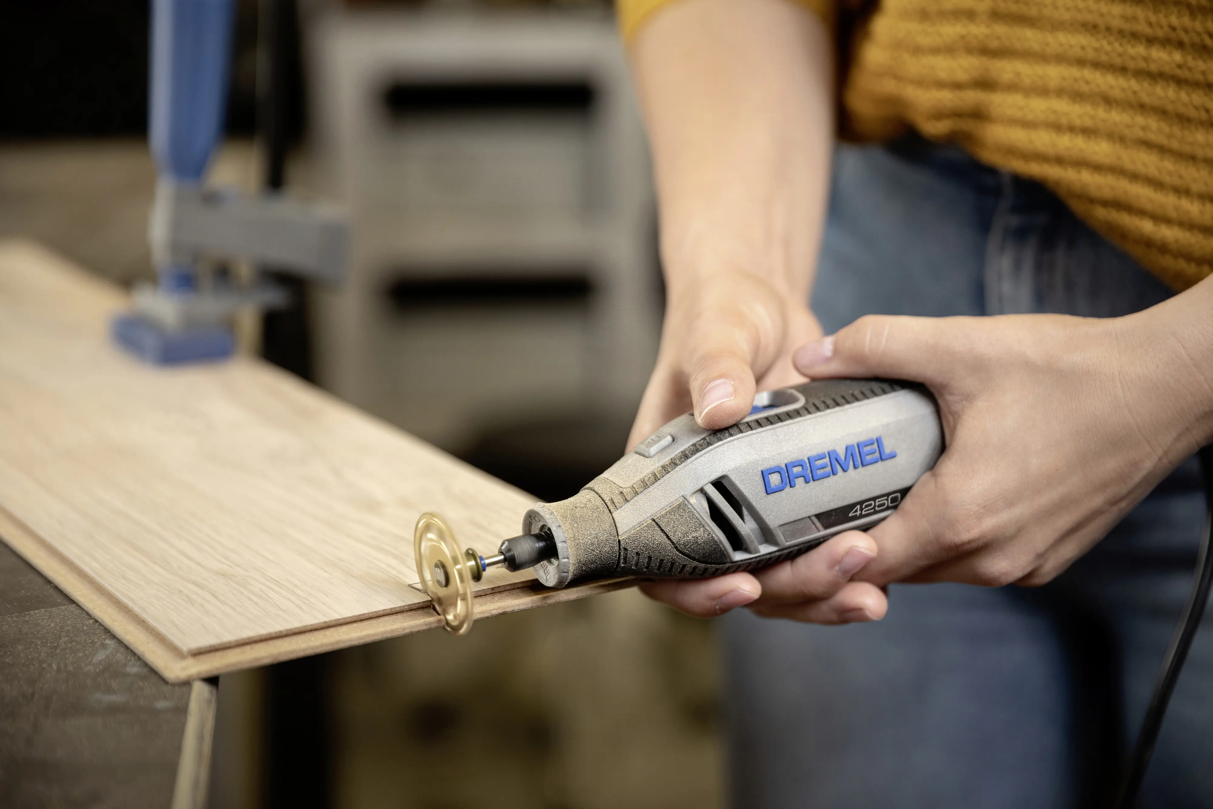 Dremel Multifunktionswerkzeug 4250-35 35-tlg