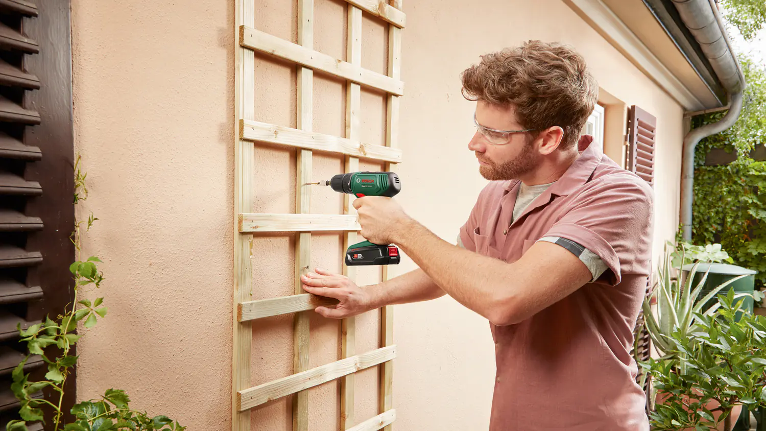 Bosch Akku-Schrauber EasyDrill 18V-40 2,0-Ah-Akku & Ladegerät