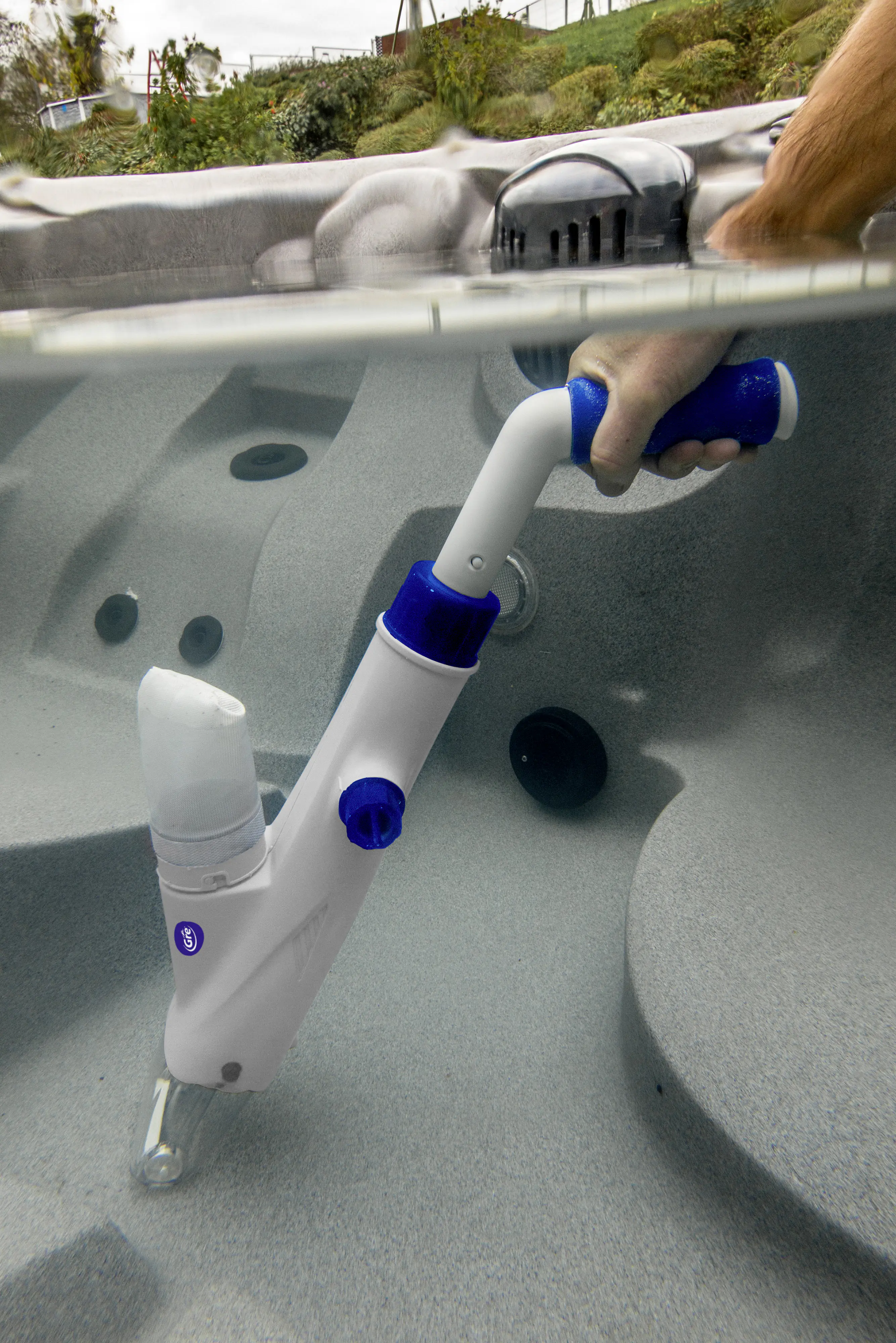 Gre Elektro Reiniger ohne Kabel für Pools und Spas 60 x 12,4 x 22,6 cm