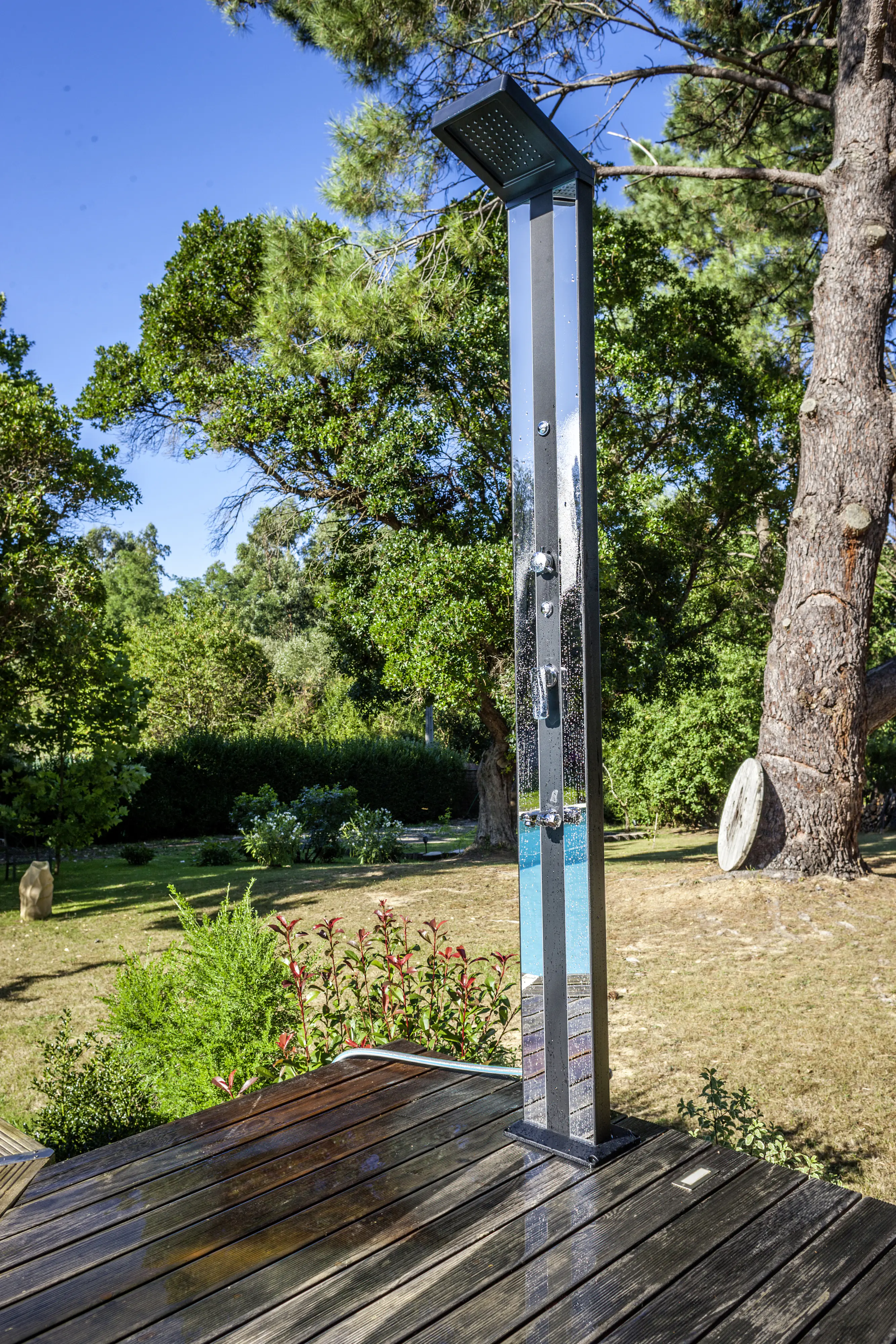 Gre Solardusche Premium 38 Liter Stahl mit Brause und Fuß-Wasserhahn