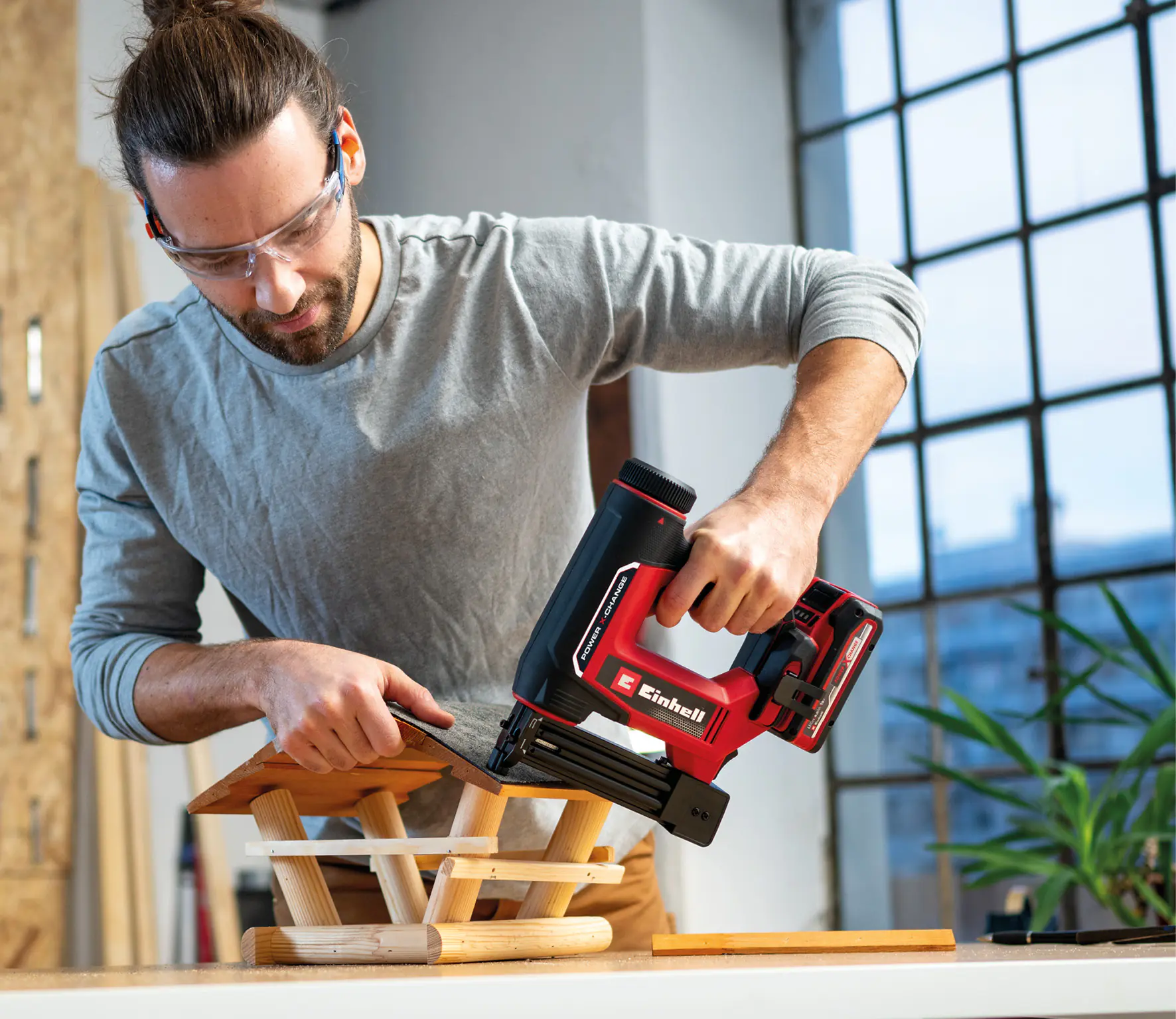 Einhell Expert Akku-Nagler TE-CN 18/32 Li Solo