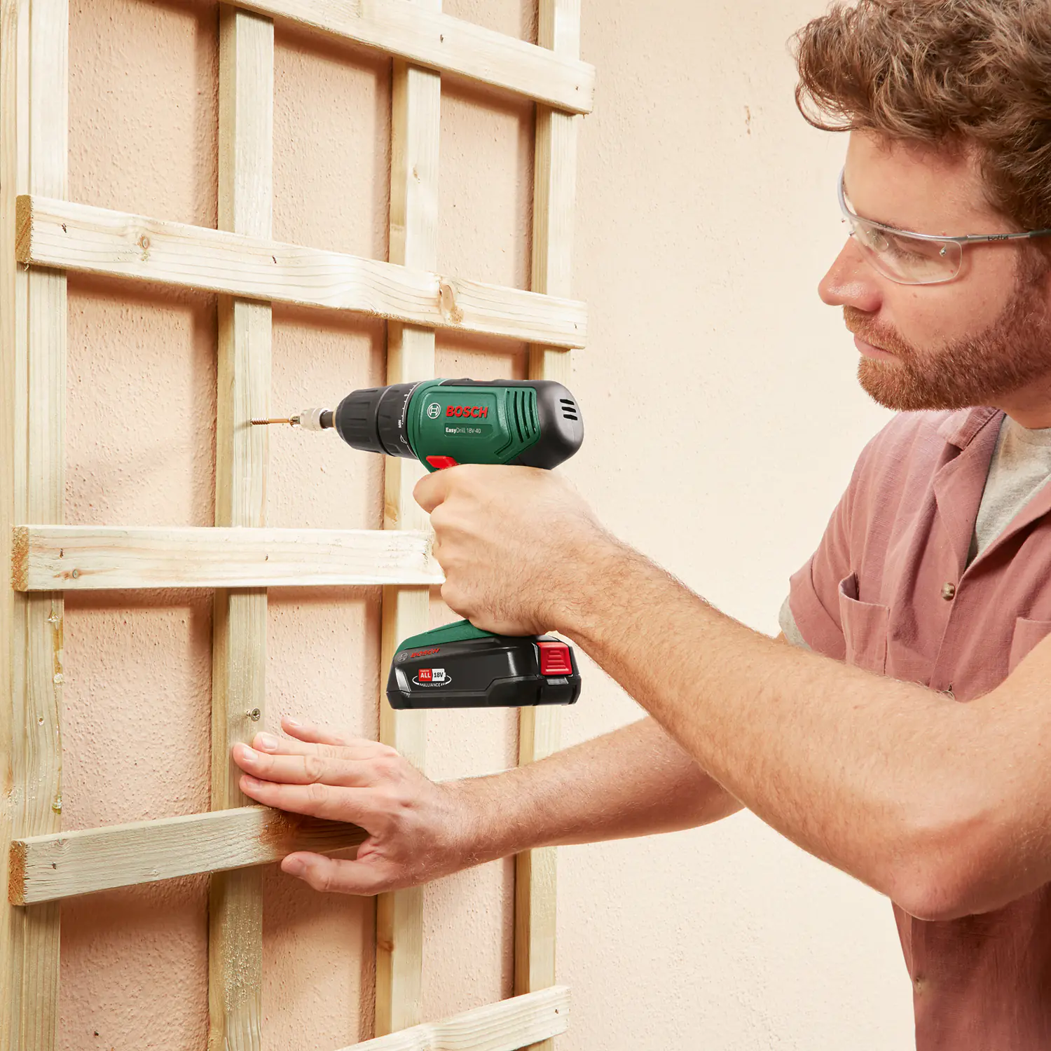 Bosch Akku-Schrauber EasyDrill 18V-40 2,0-Ah-Akku & Ladegerät