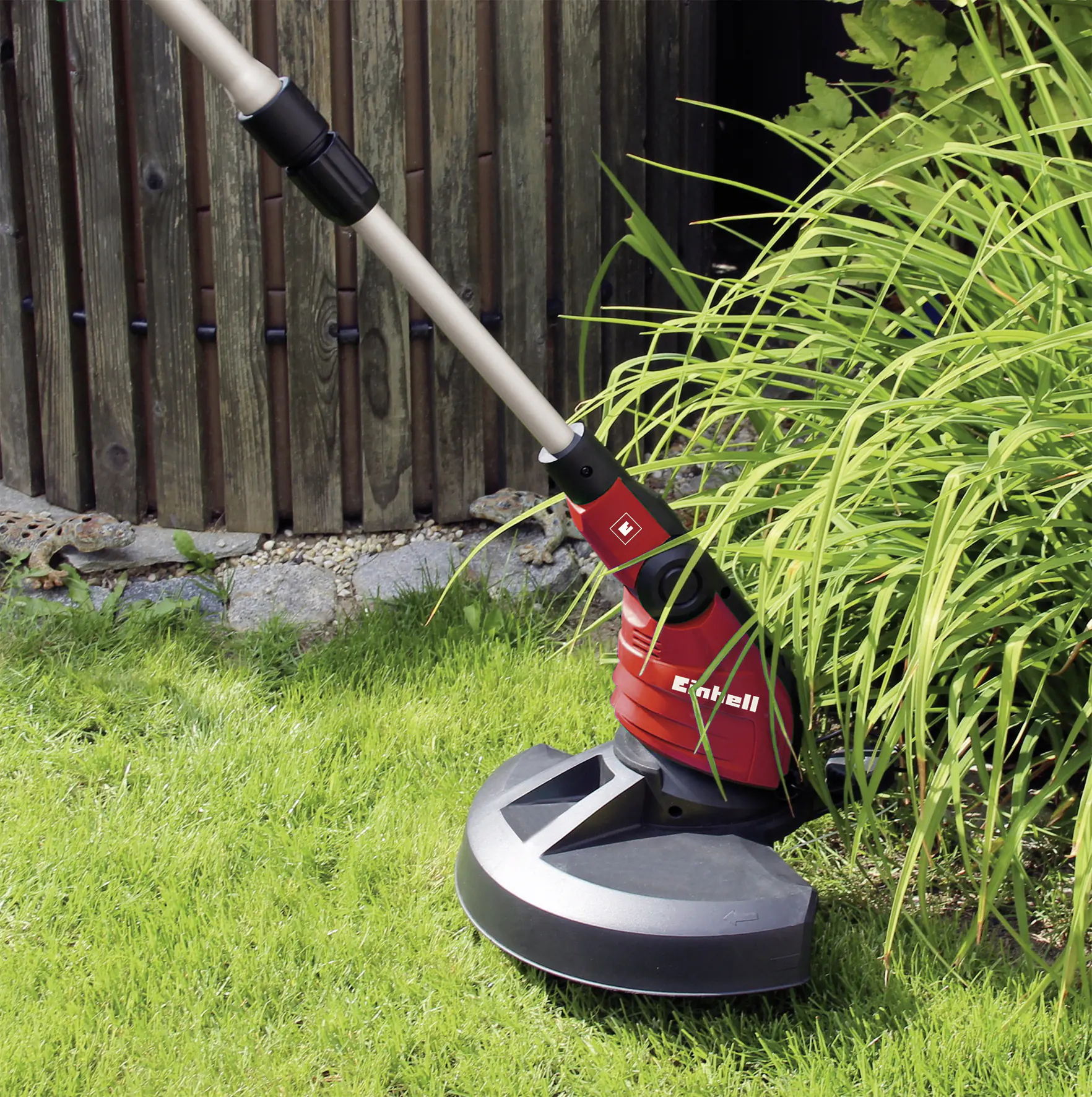 Einhell Elektro-Rasentrimmer GC-ET 4530 30 cm Schnittkreis mit 3 Spulen