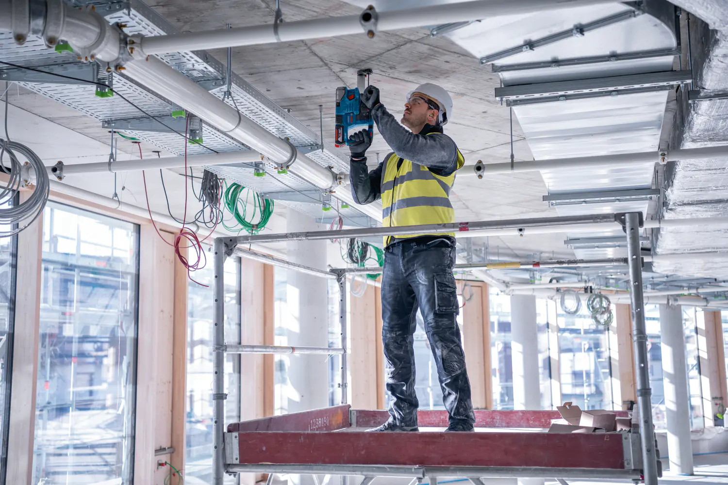 Bosch Professional Akku-Bohrhammer GBH 18V-22 SDS-Plus Solo
