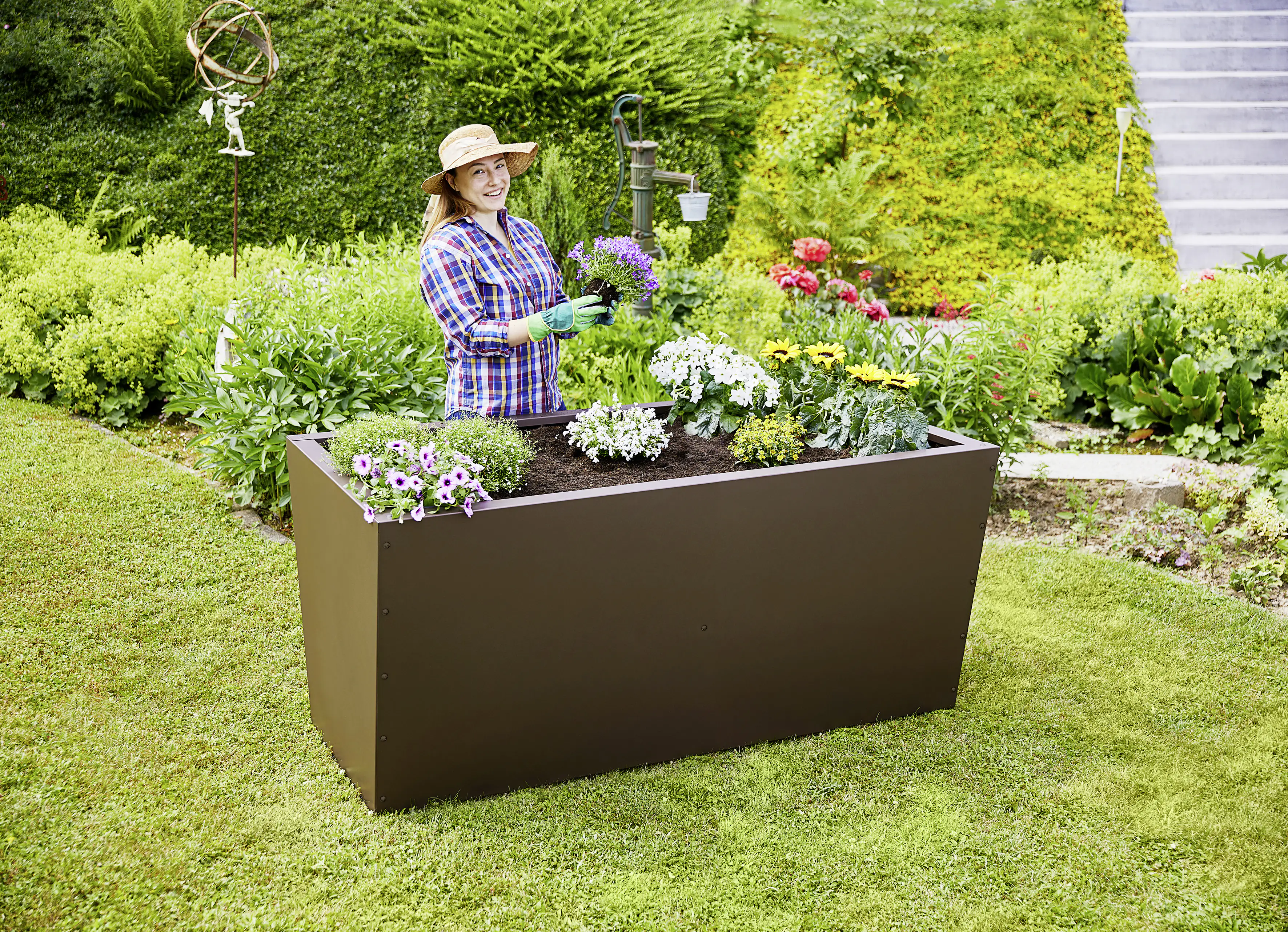 Gutta Hochbeet Valenta 150 150 x 90 x 80 cm, Rost Matt