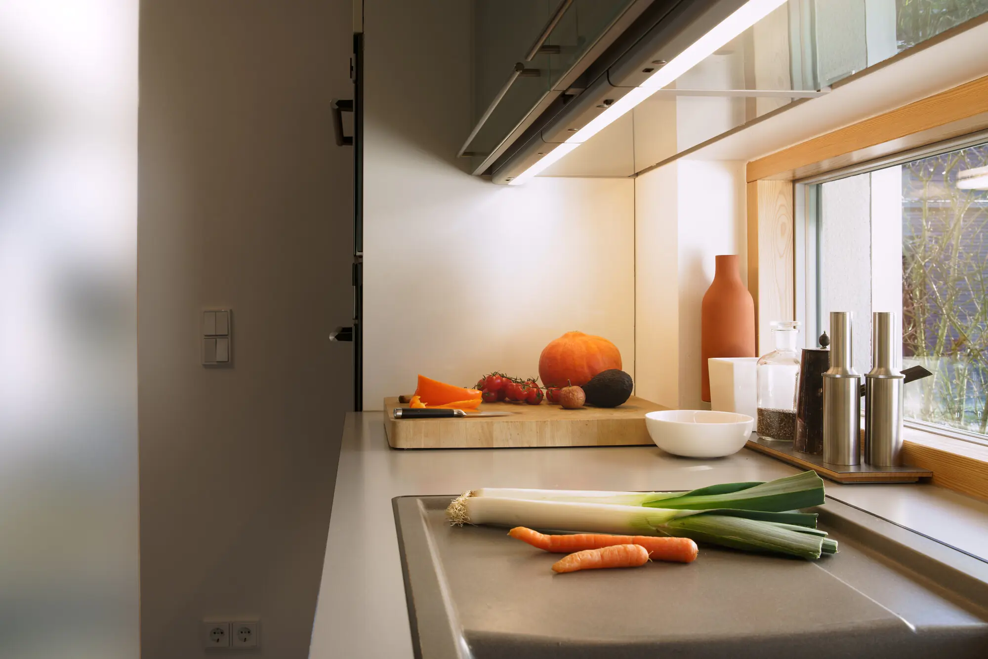 Ledvance LED Unterbauleuchte Linear Flat Eco 6W 830