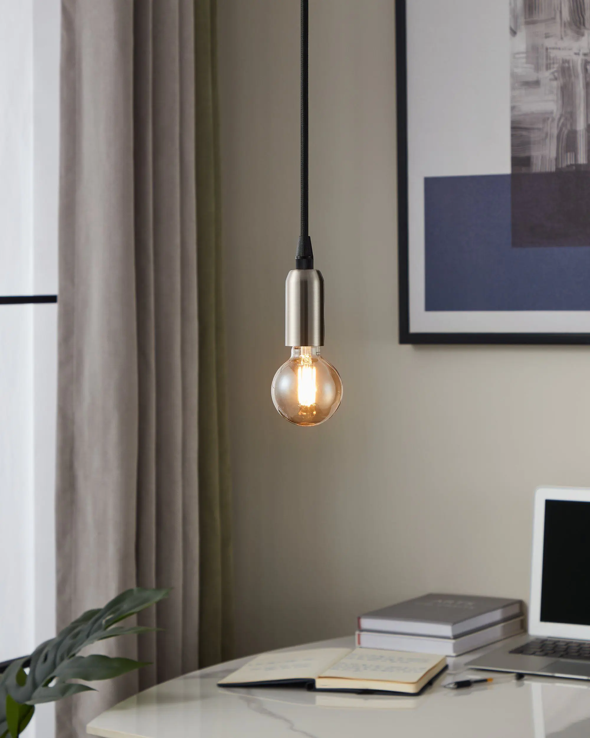 Eglo LED Leuchtmittel G60 E14 Globeform 4 W warmweiß amber