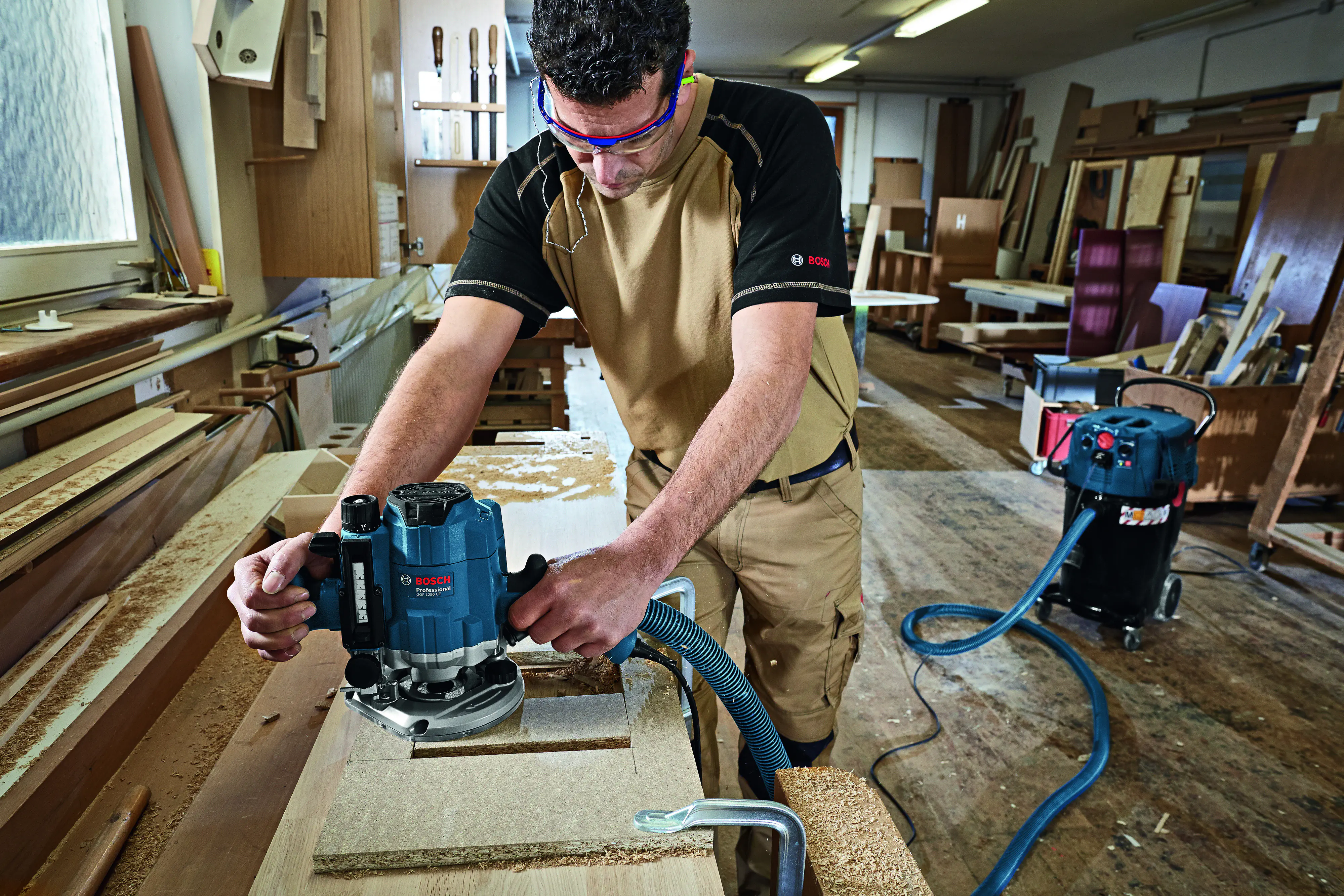Bosch Professional Präzisions-Oberfräse GOF 1250 CE 