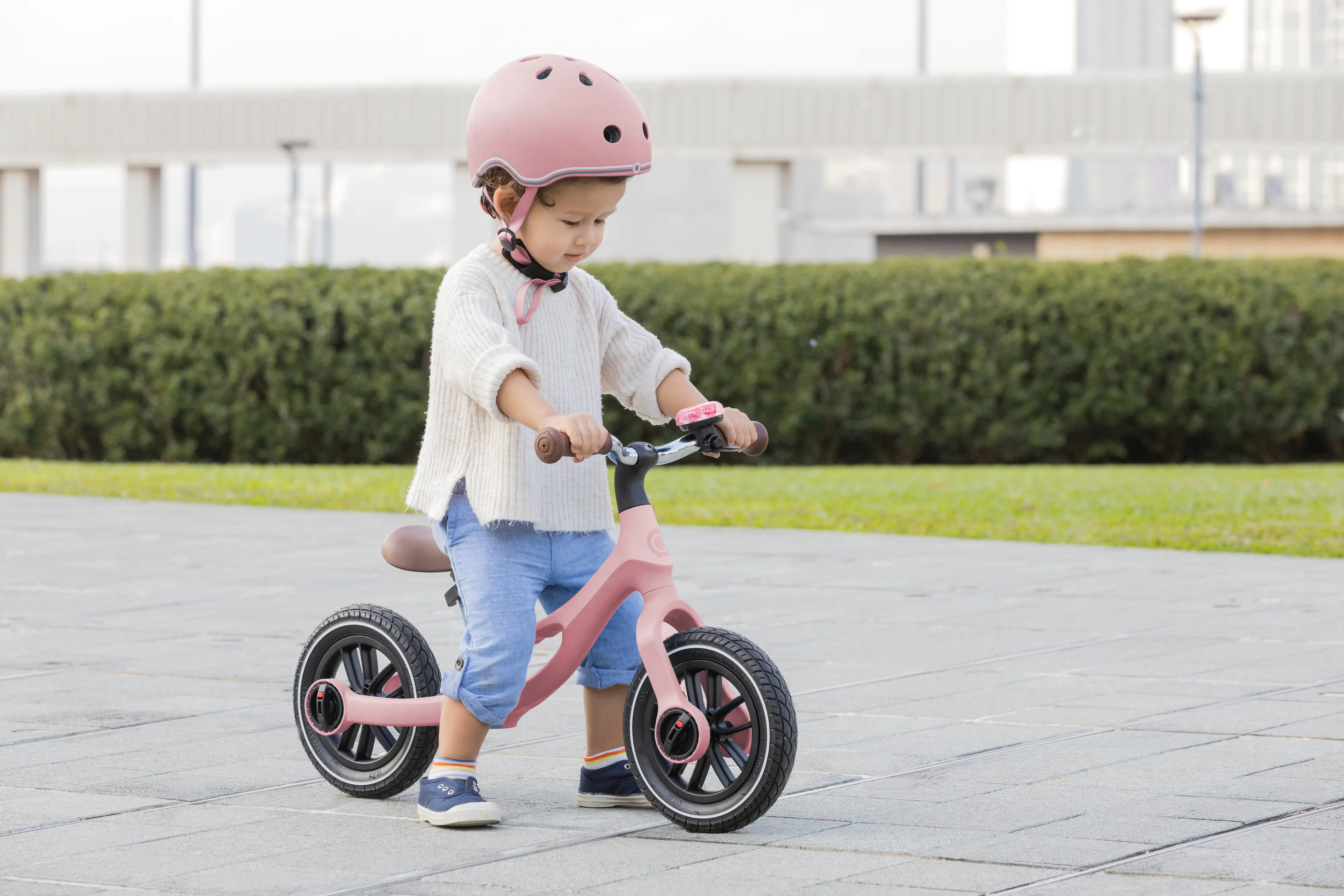 Globber Laufrad Go Bike Elite Air pastellrosa