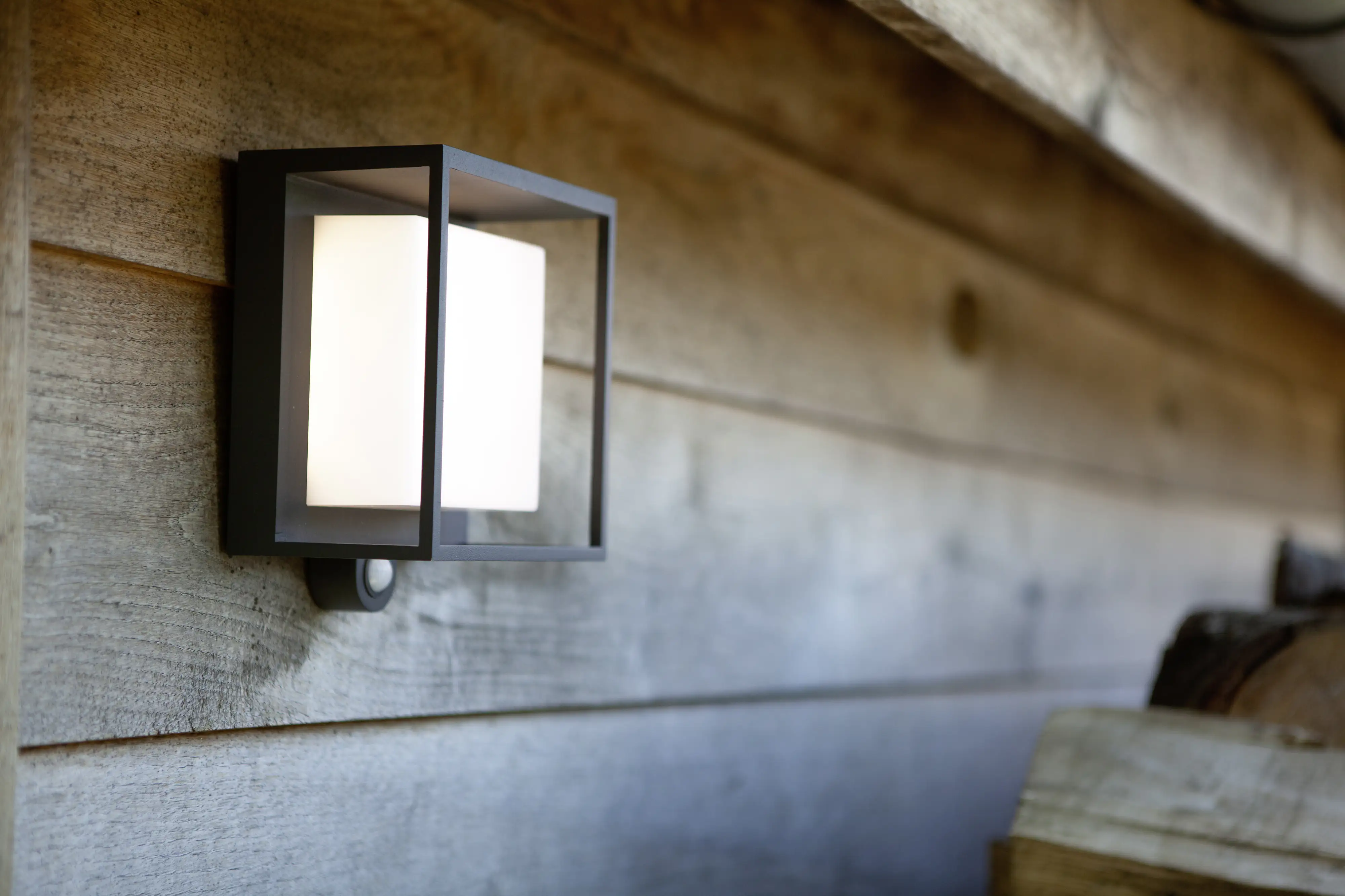 Lutec LED Außenleuchte Solar Curtis 3 W 19 x 16,5 cm Bewegungsmelder