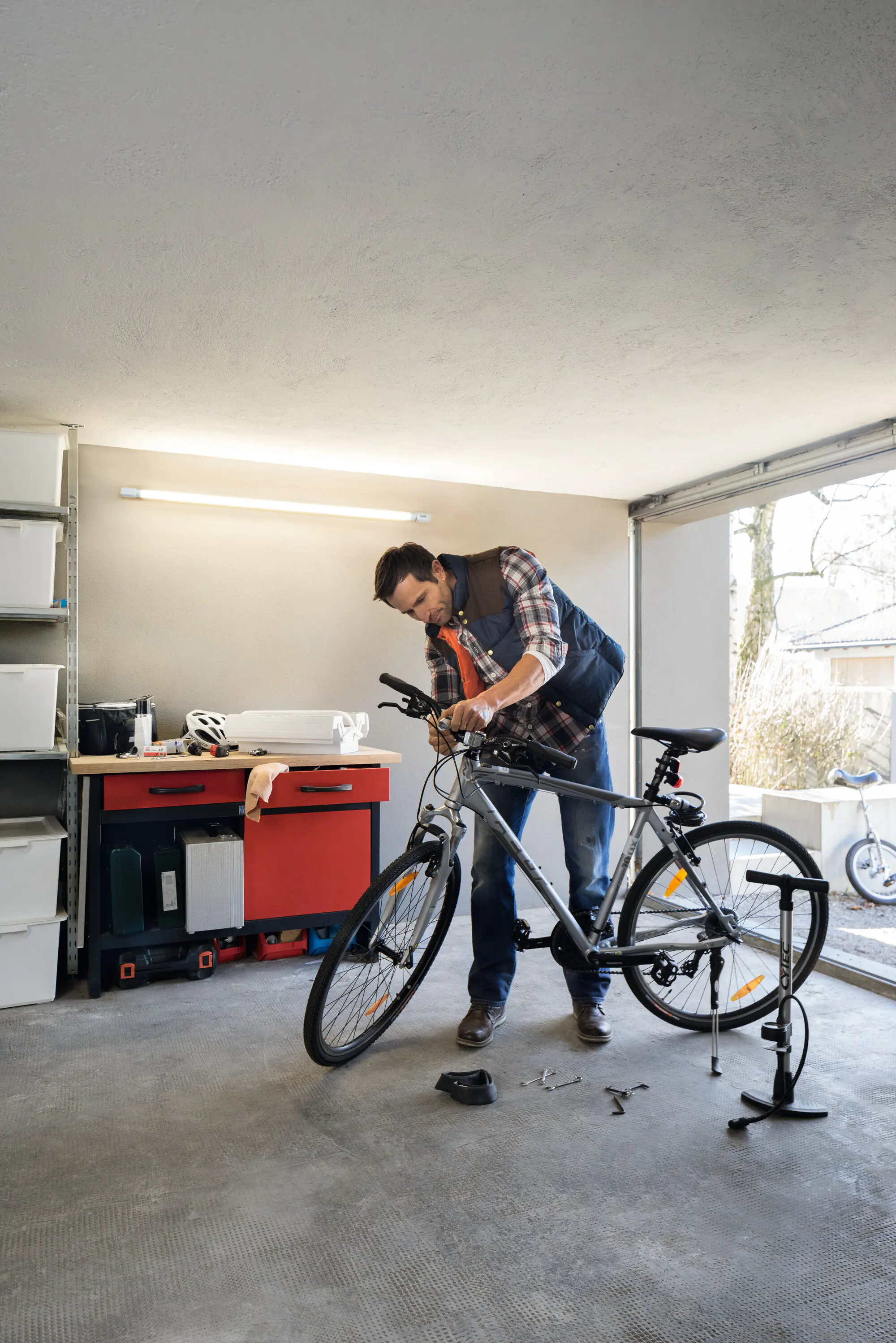 Osram LED Röhre 120 cm G13 18 W kaltweiß