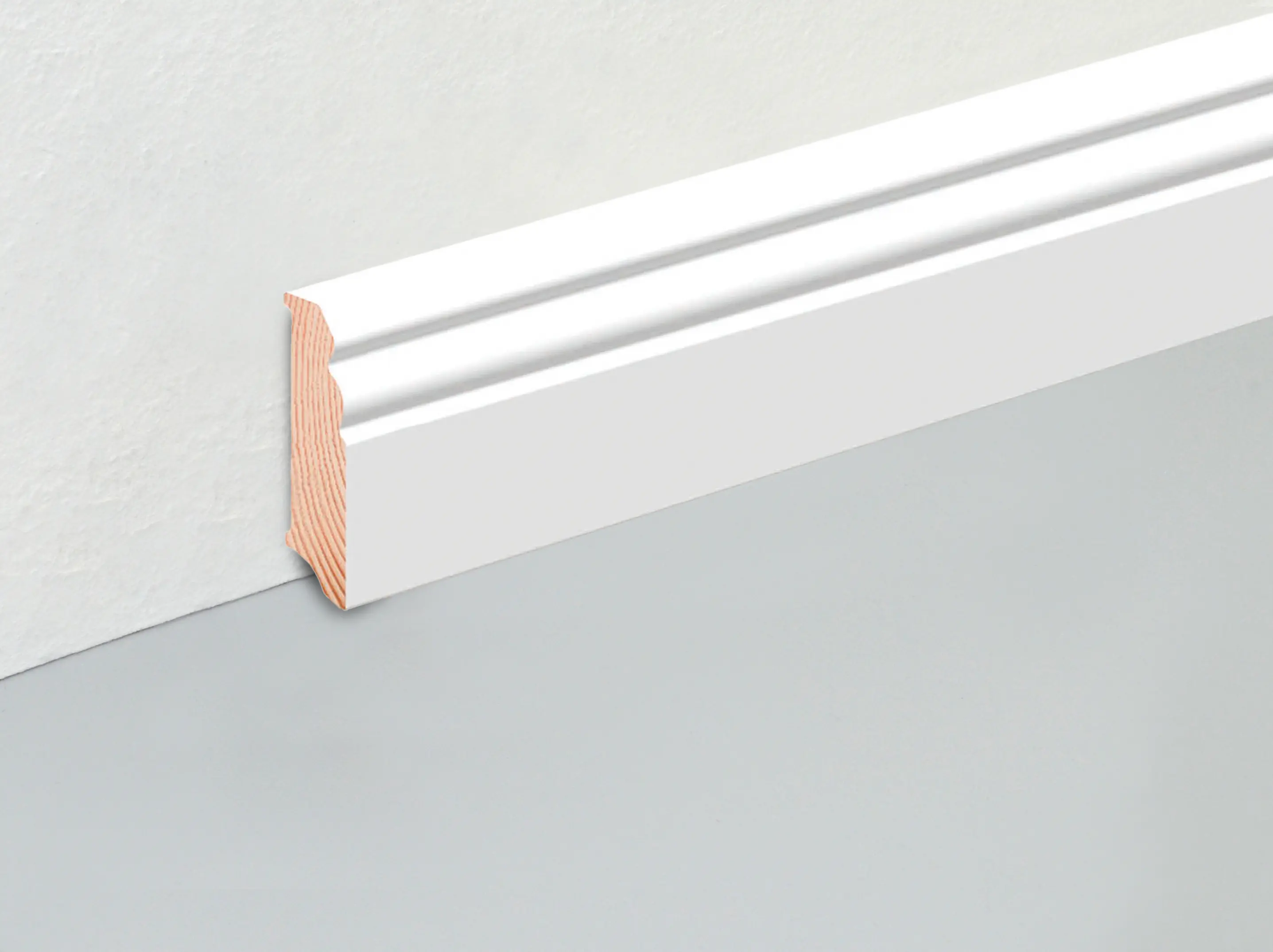 Neuhofer Fußleiste 240 cm x 70 x 16 mm weiß