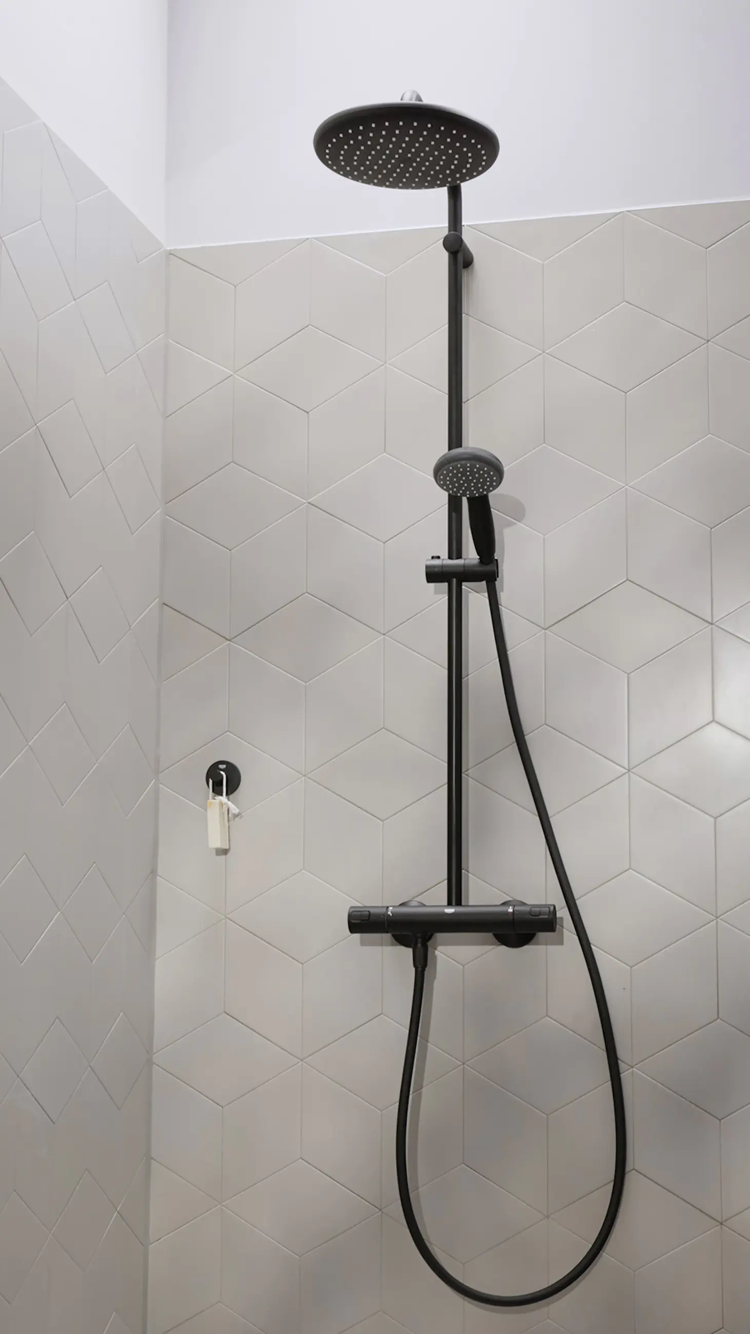 Grohe Start Bademantelhaken matt black klebbar