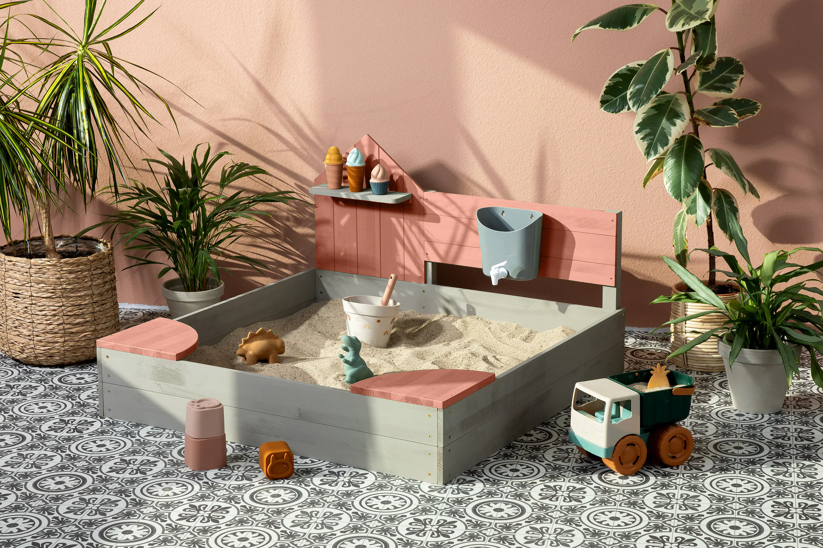 Muddy Buddy Sandkasten Cozy House 100 x 100 cm warmgrau-puderrosa