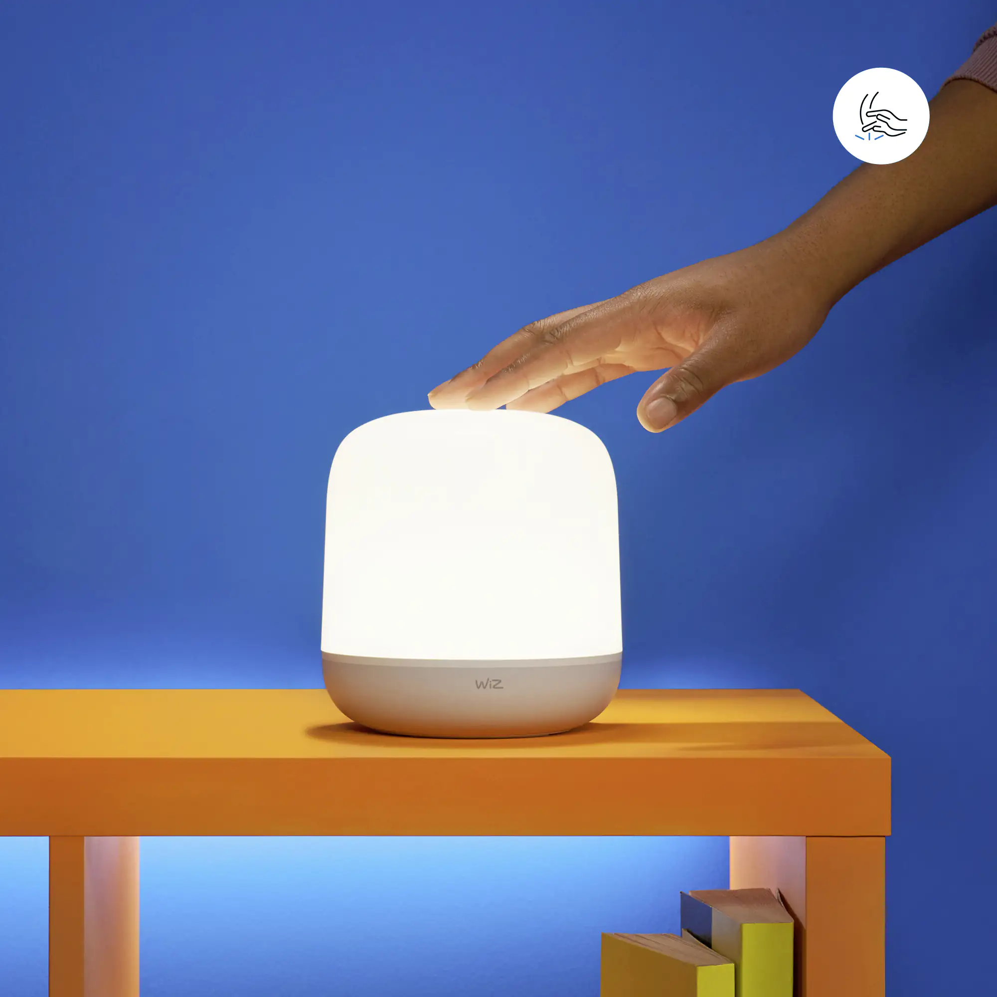 WiZ LED Tischleuchte Hero weiß dimmbar RGBW WiZ Connected