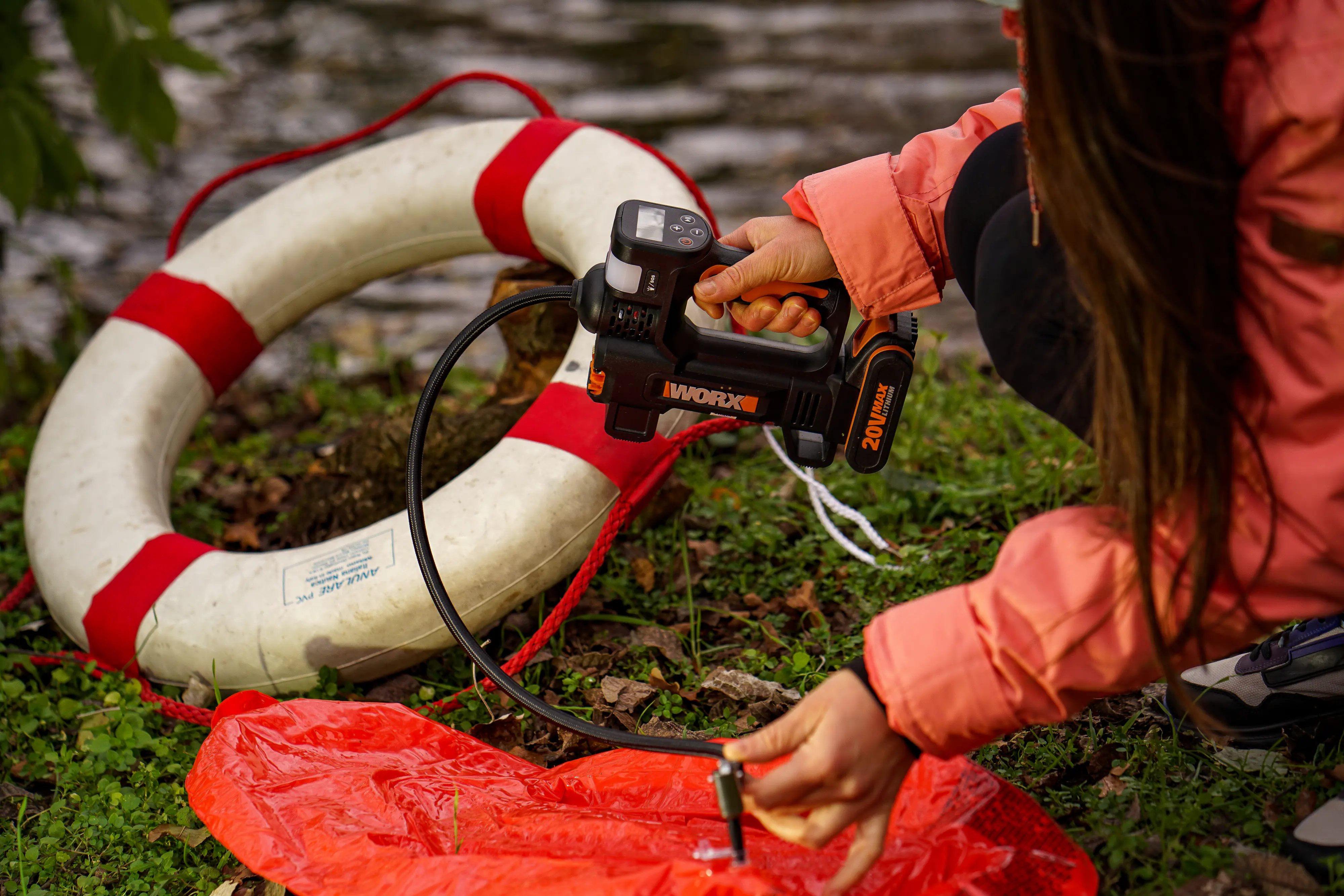 Worx Akku-Kompressor WX092 20 V inkl. Akku 2 Ah & Ladegerät