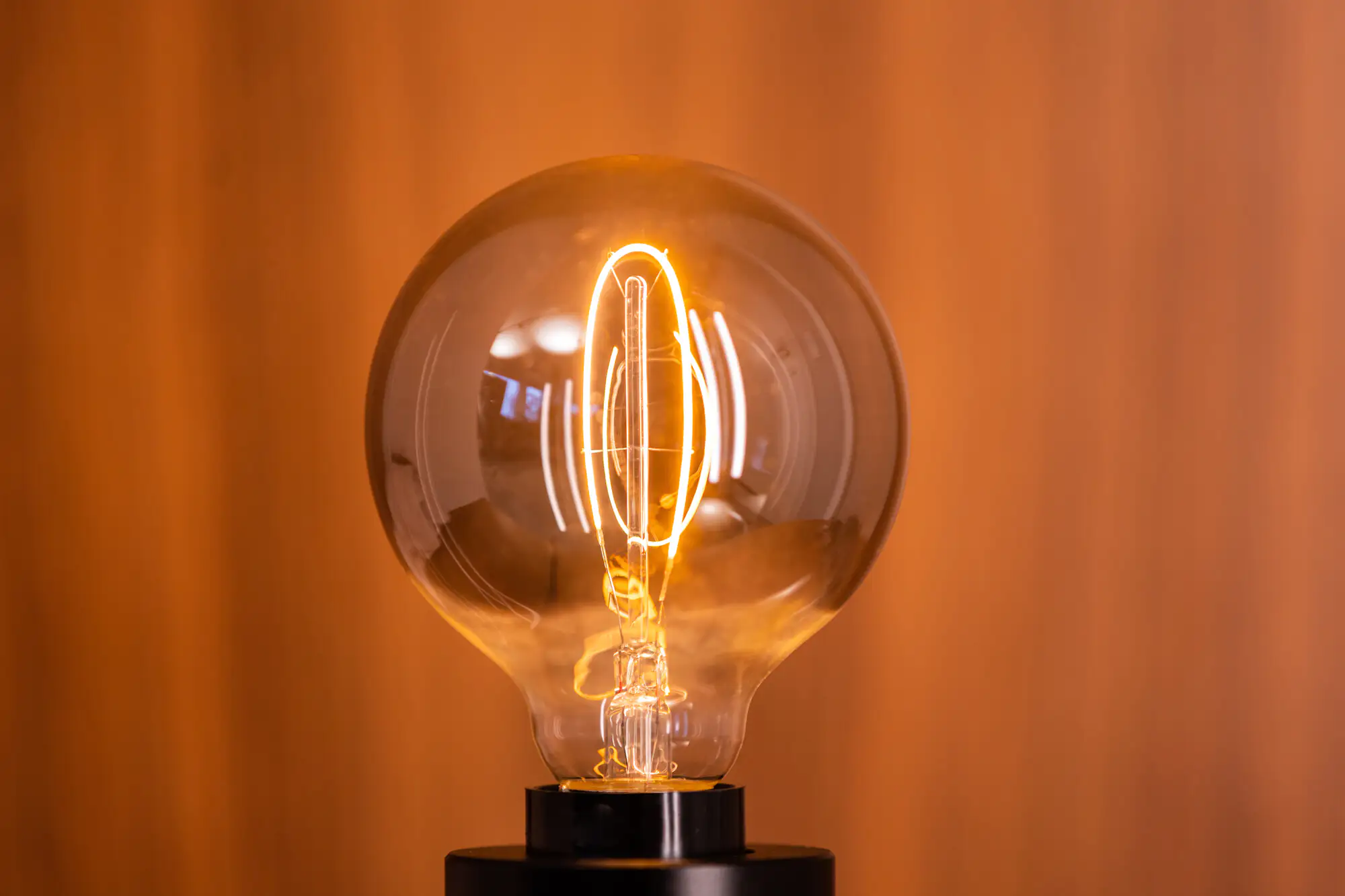 Ledvance LED Leuchtmittel Vintage 1906 Globe G95 E27 3,4W warmweiß, rauch