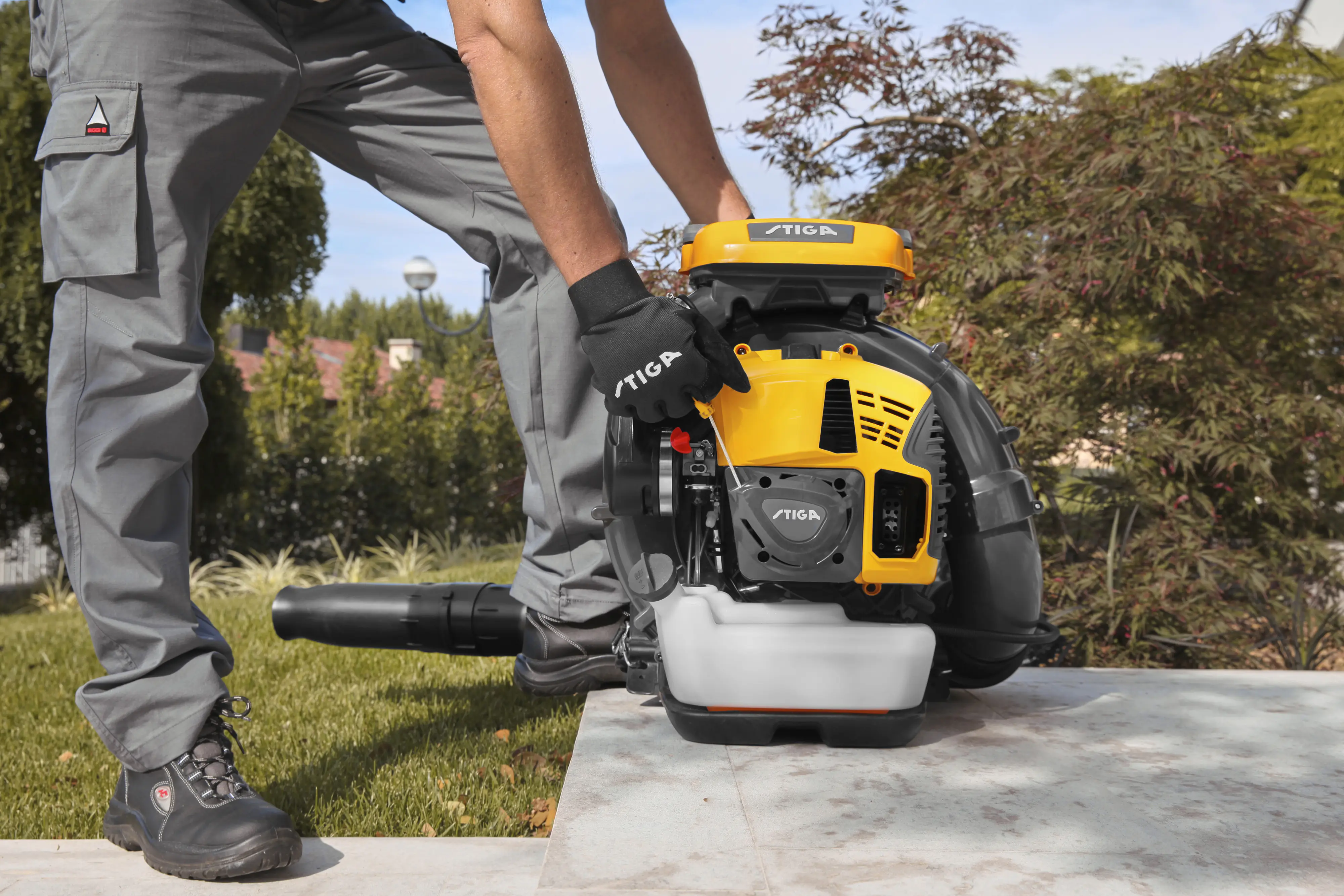 Stiga Benzin Laubbläser BL 980 R 3,1 kW, 25 m³/min.
