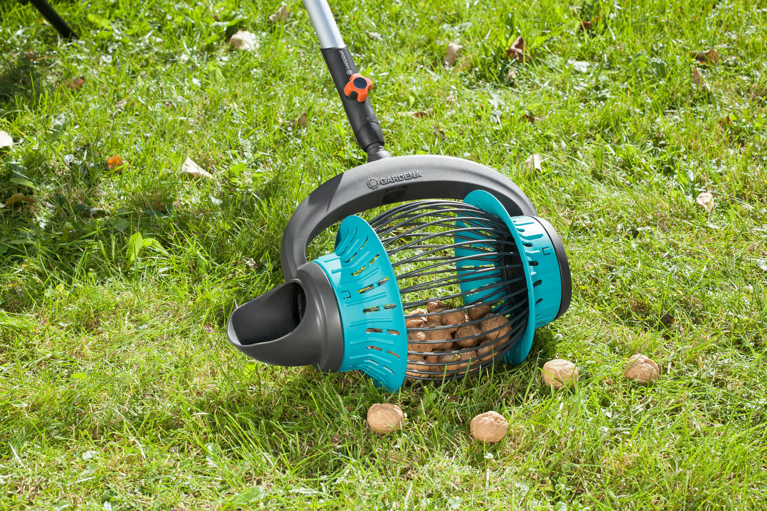 Gardena Rollsammler combisystem mit Holzstiel