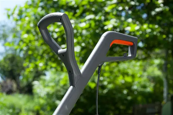Gardena Elektro-Trimmer SmallCut 300/23 23 cm Schnittkreis