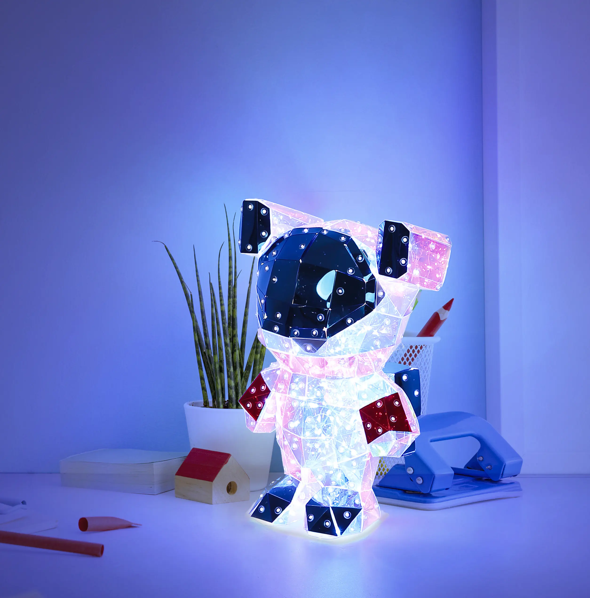 Globo LED-Dekoleuchte für Kinder Brondar Astronaut-Lampe kristalloptik