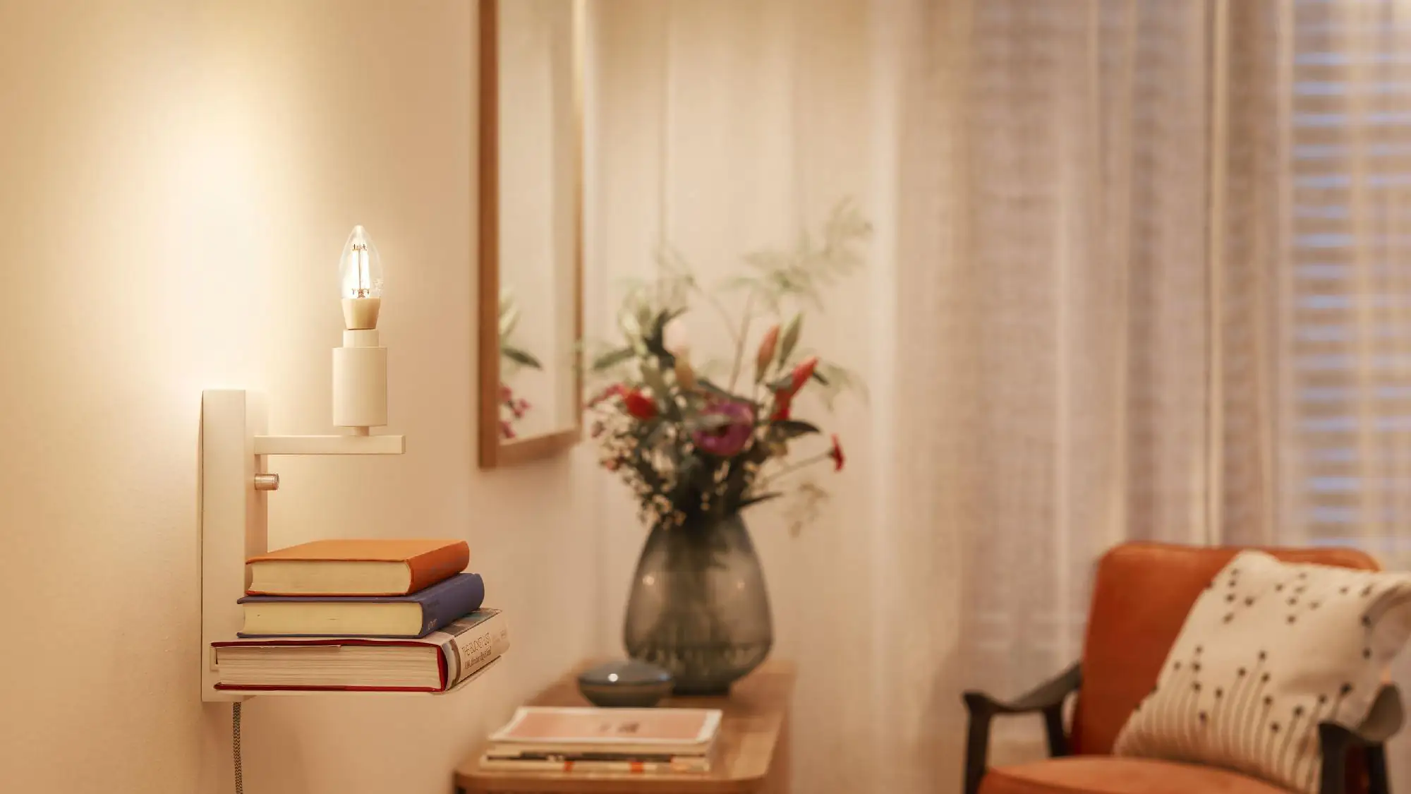 Philips Smart LED Leuchtmittel Tunable White Amber C35 E14 Kerzenform 4,9 W