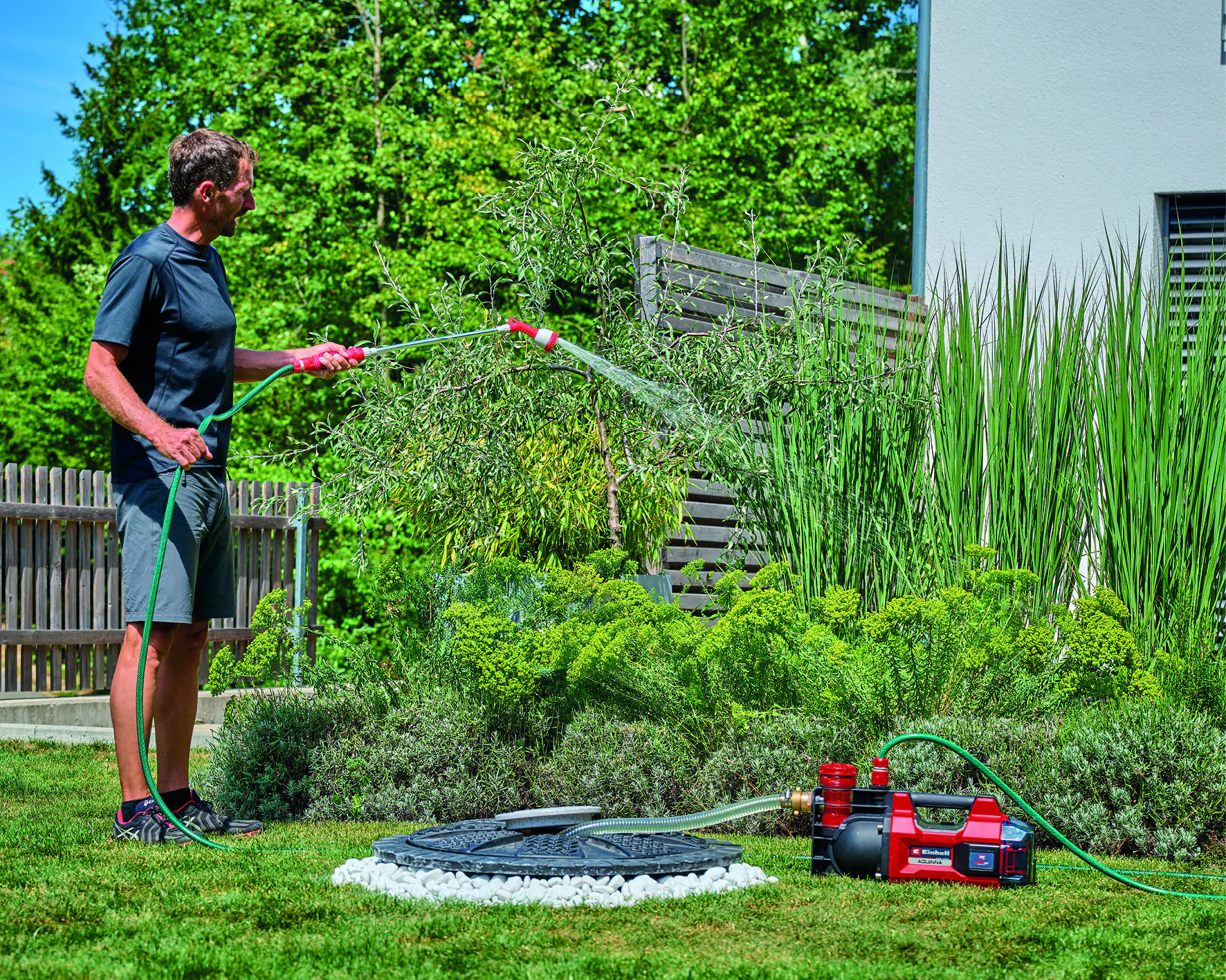 Einhell Akku-Gartenpumpe AQUINNA 36/38 F LED 3.800 l/h