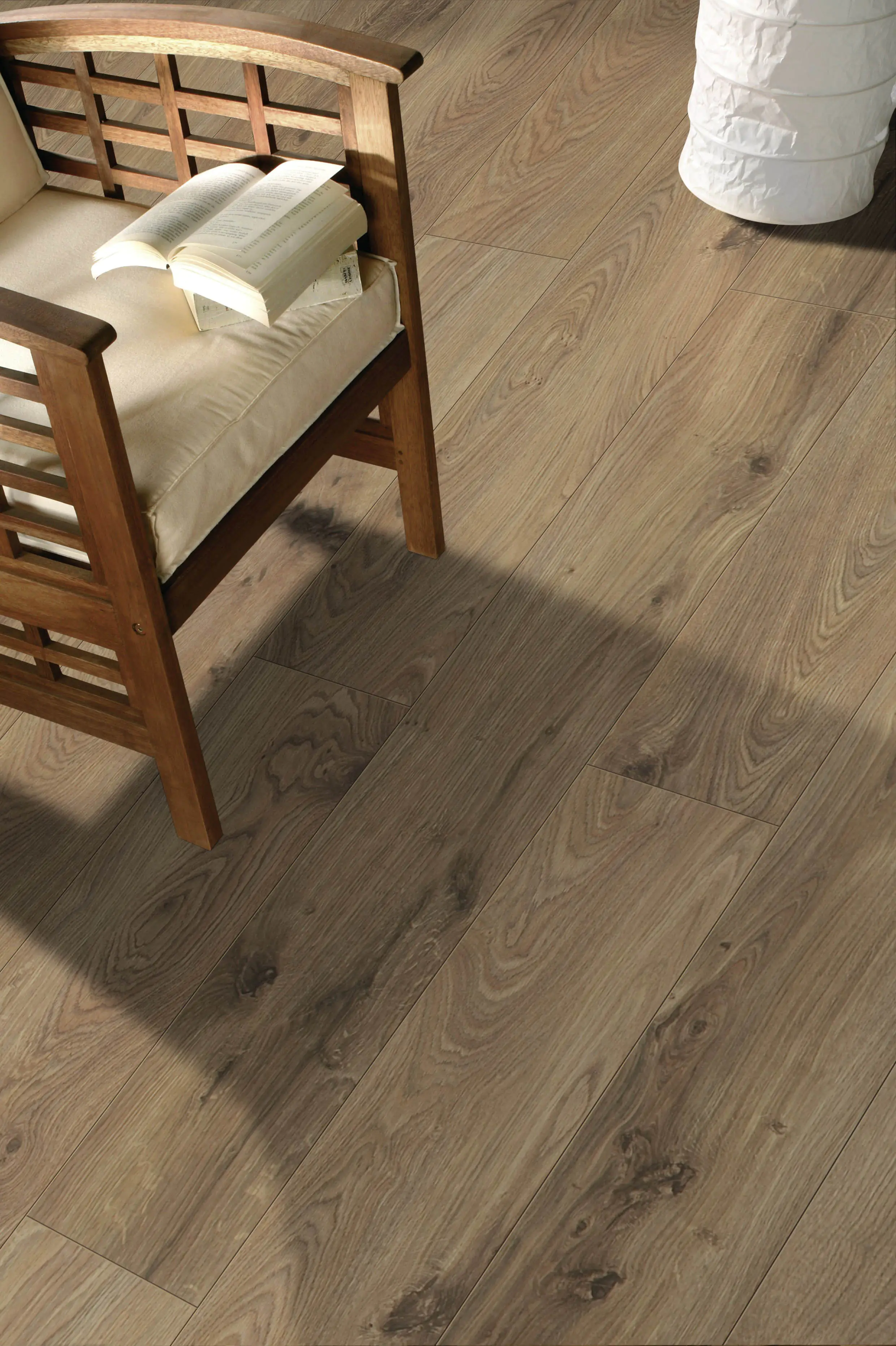 Classen Laminat 7 mm 4V 128,6 x 19,4 cm 7 mm Oak nature red
