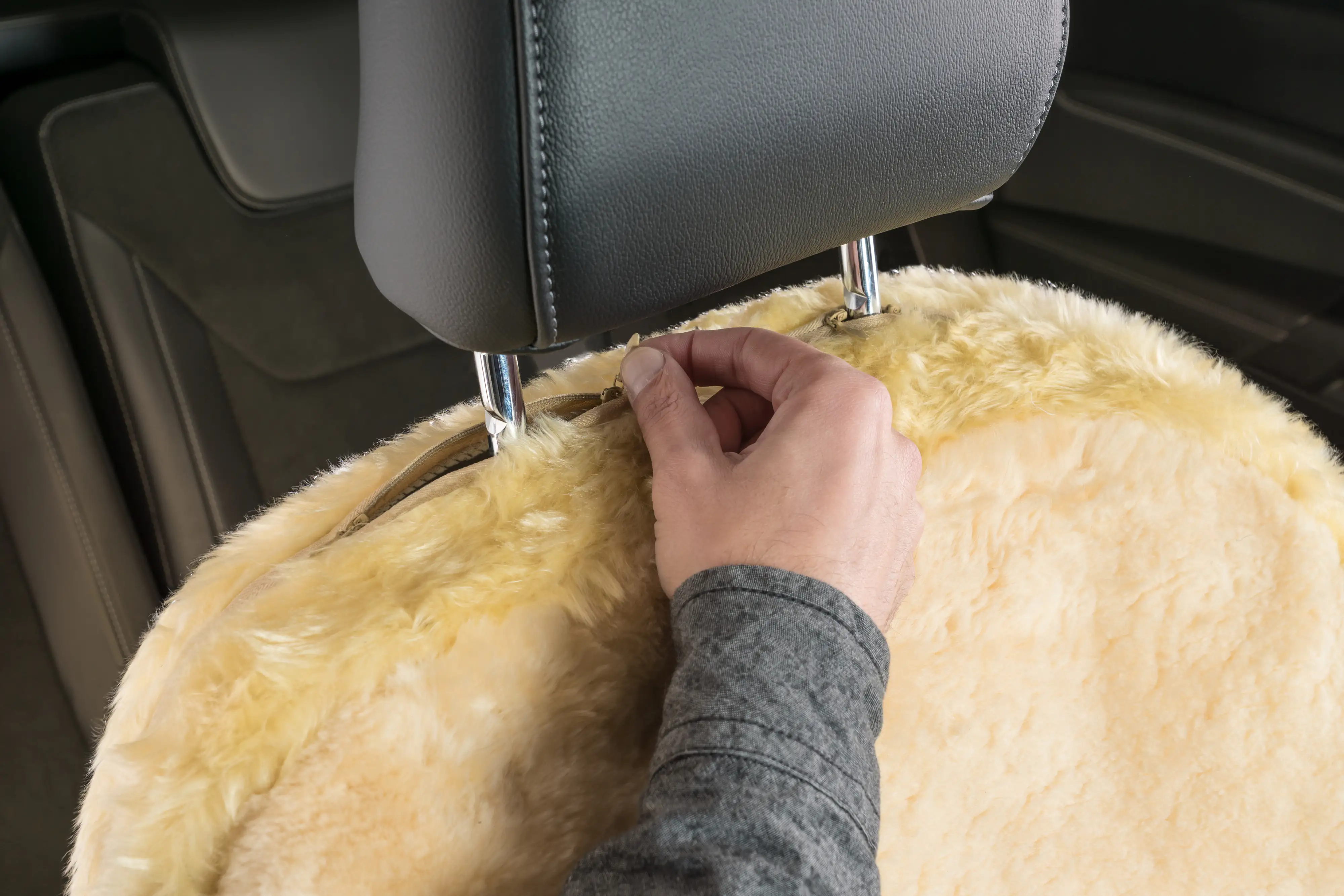 Walser Autositzbezug Lammfell Monette beige mit ZIPP IT System 1-teilig