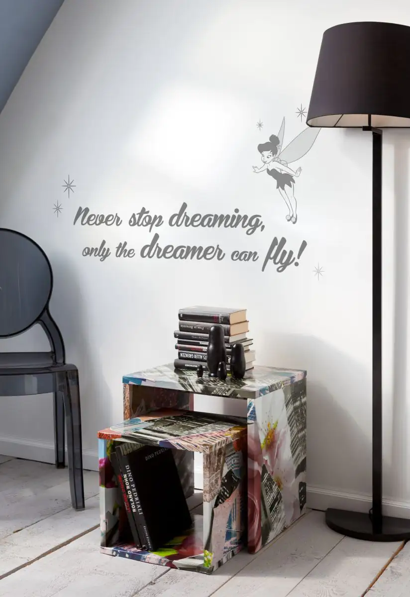 Komar Decosticker Never Stop Dreaming 70 x 50 cm